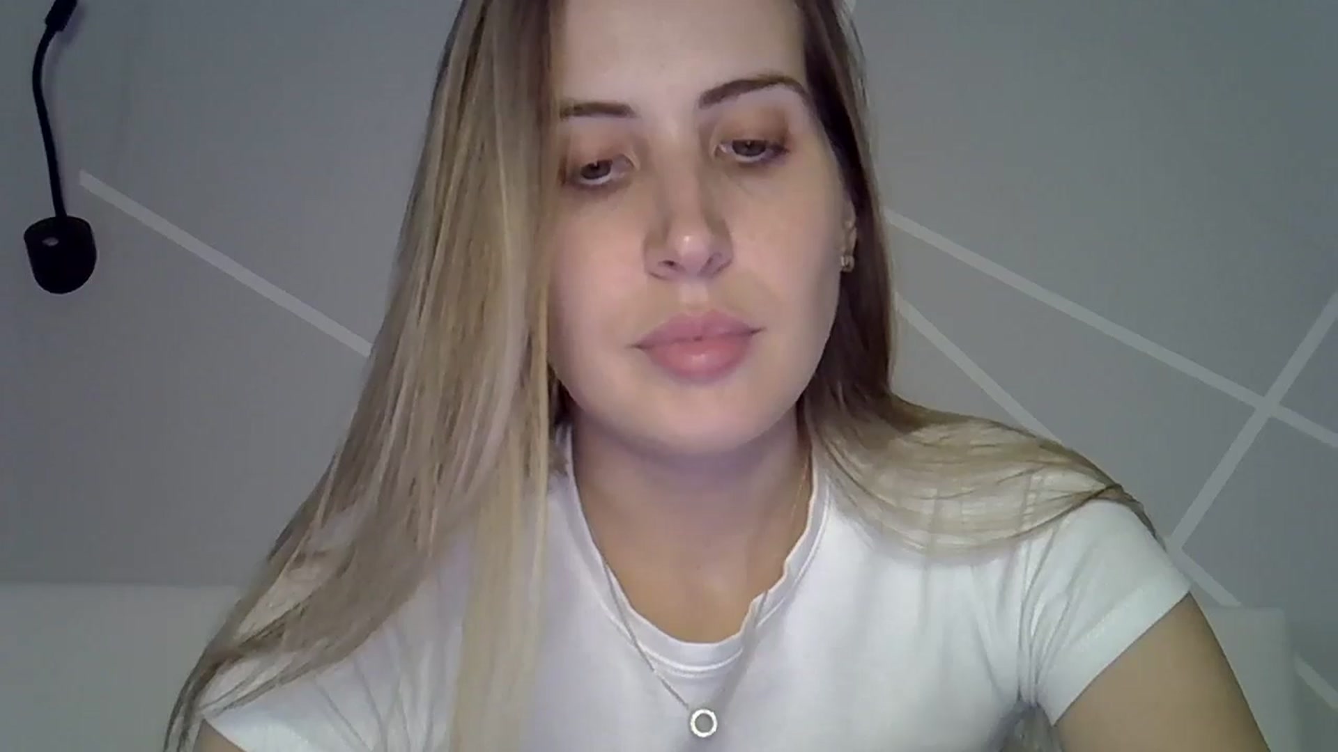 Gallery image thumbnail from MarryCox's myfreecams stream on, 08/22/2024, 14:06 image 15 of 20