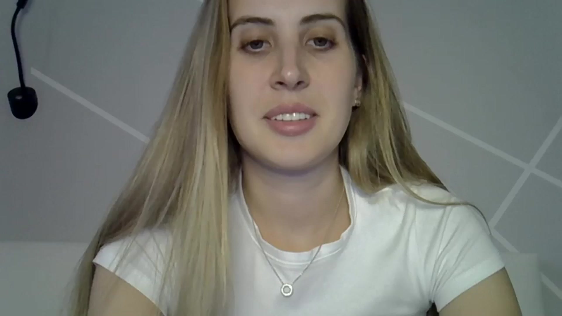 Gallery image thumbnail from MarryCox's myfreecams stream on, 08/22/2024, 14:06 image 17 of 20