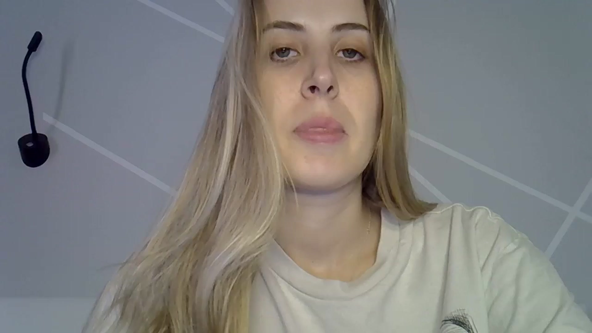 Gallery image thumbnail from MarryCox's myfreecams stream on, 08/27/2024, 13:26 image 1 of 20