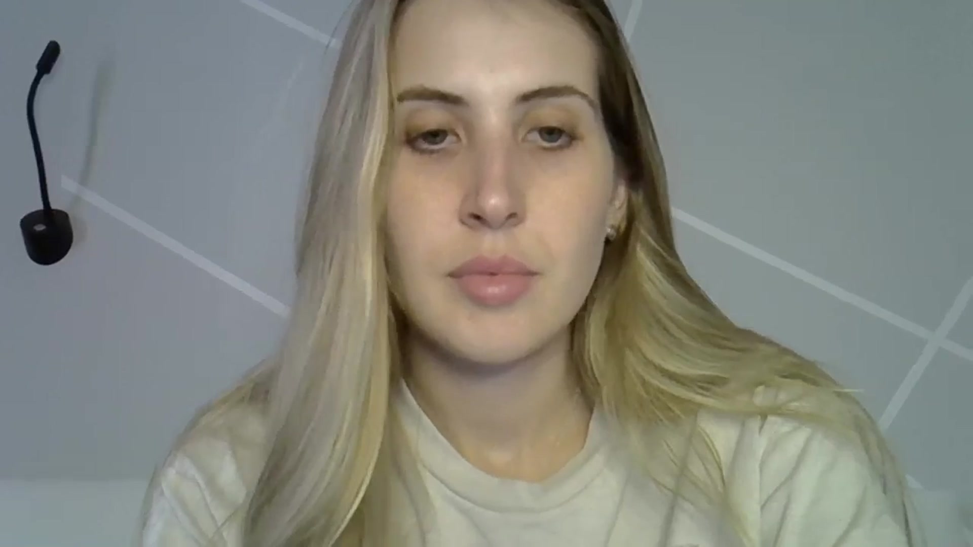 Gallery image thumbnail from MarryCox's myfreecams stream on, 08/27/2024, 13:26 image 20 of 20