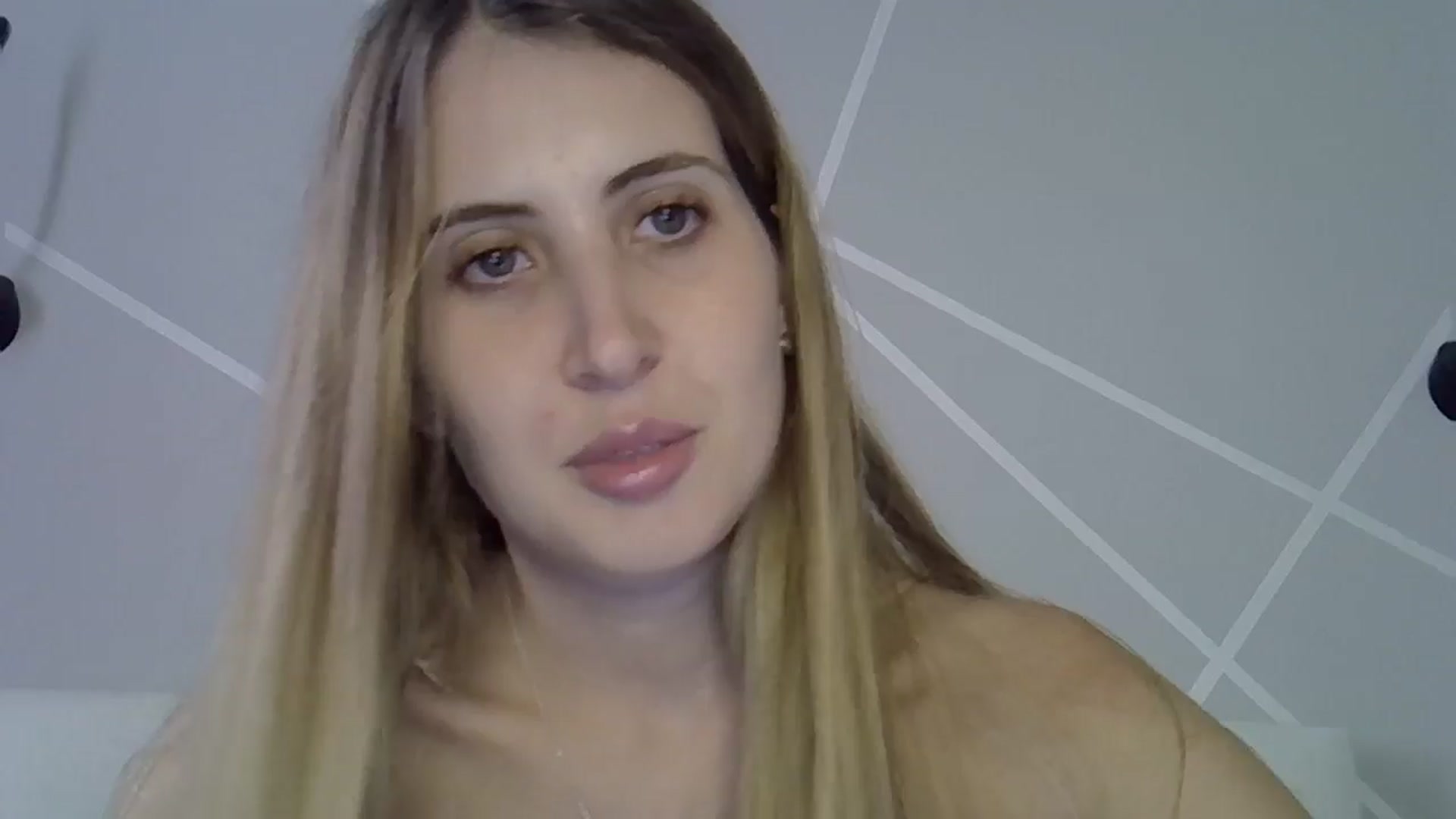 Gallery image thumbnail from MarryCox's myfreecams stream on, 09/04/2024, 14:05 image 12 of 20