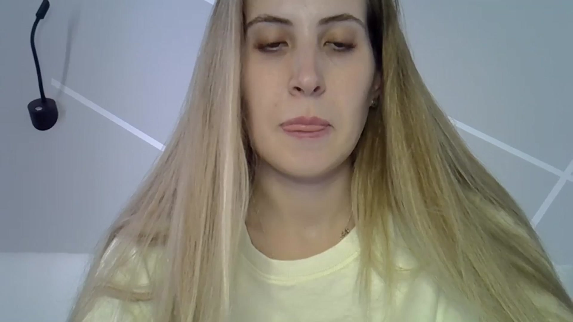 Gallery image thumbnail from MarryCox's myfreecams stream on, 09/07/2024, 12:41 image 12 of 20