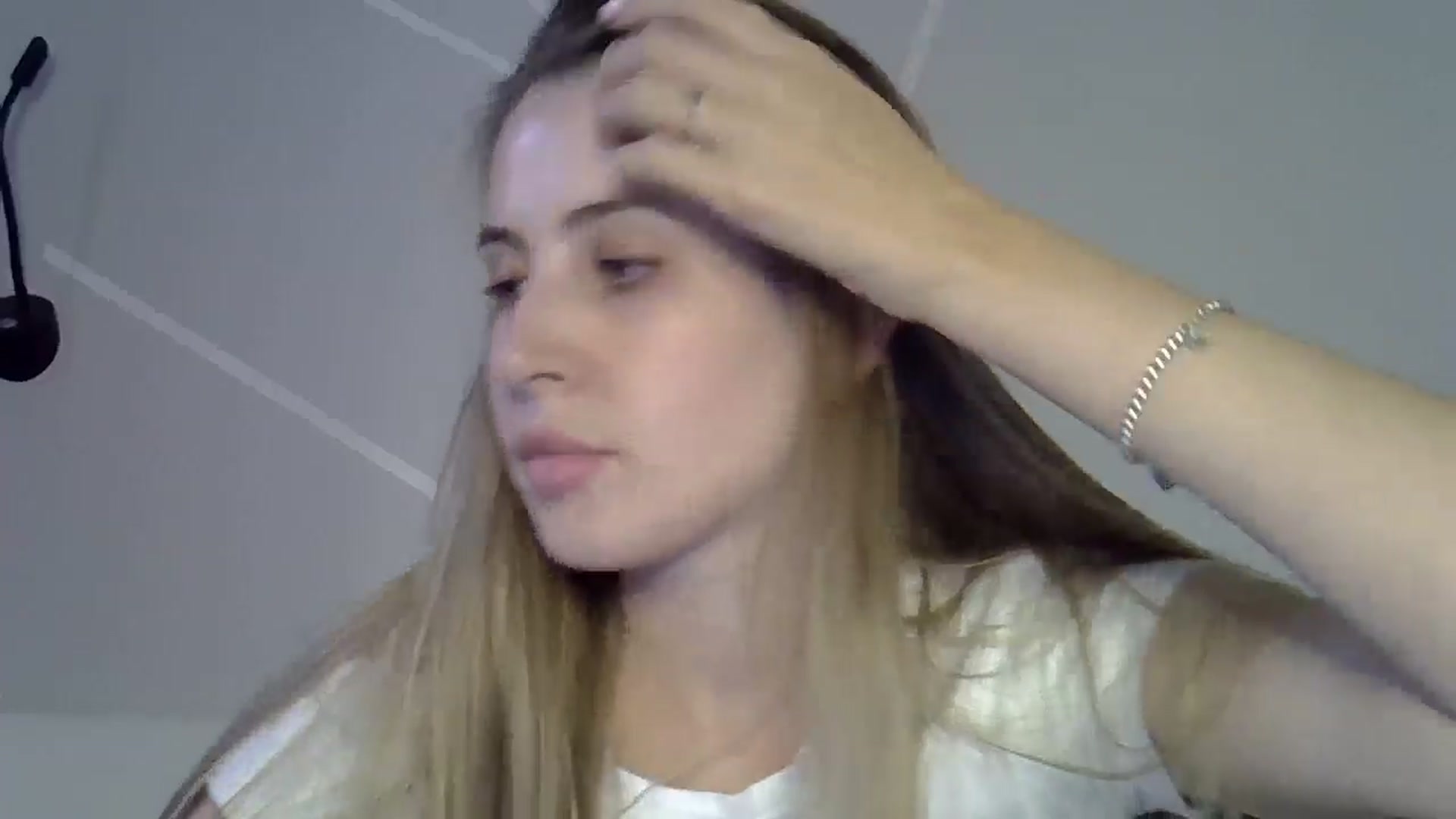 Gallery image thumbnail from MarryCox's myfreecams stream on, 09/09/2024, 14:41 image 19 of 20