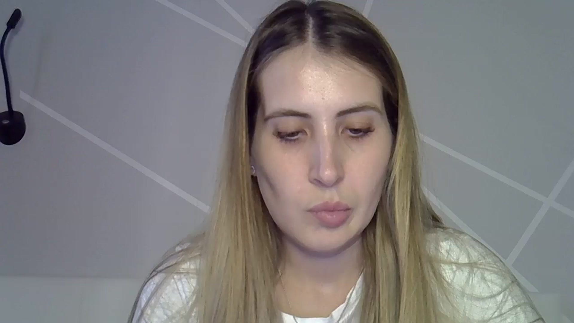 Gallery image thumbnail from MarryCox's myfreecams stream on, 09/09/2024, 14:41 image 14 of 20