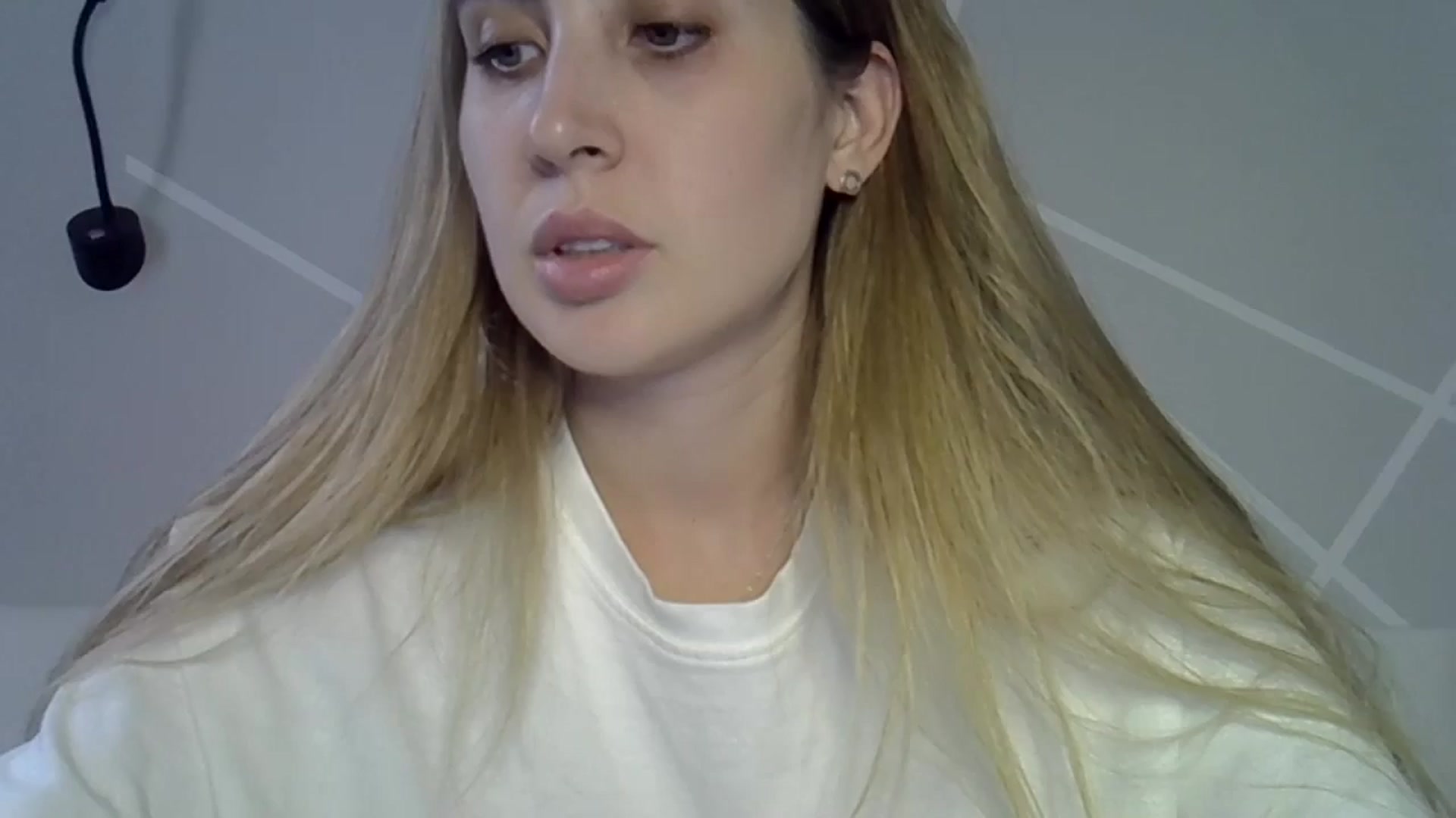 Gallery image thumbnail from MarryCox's myfreecams stream on, 09/12/2024, 13:34 image 20 of 20
