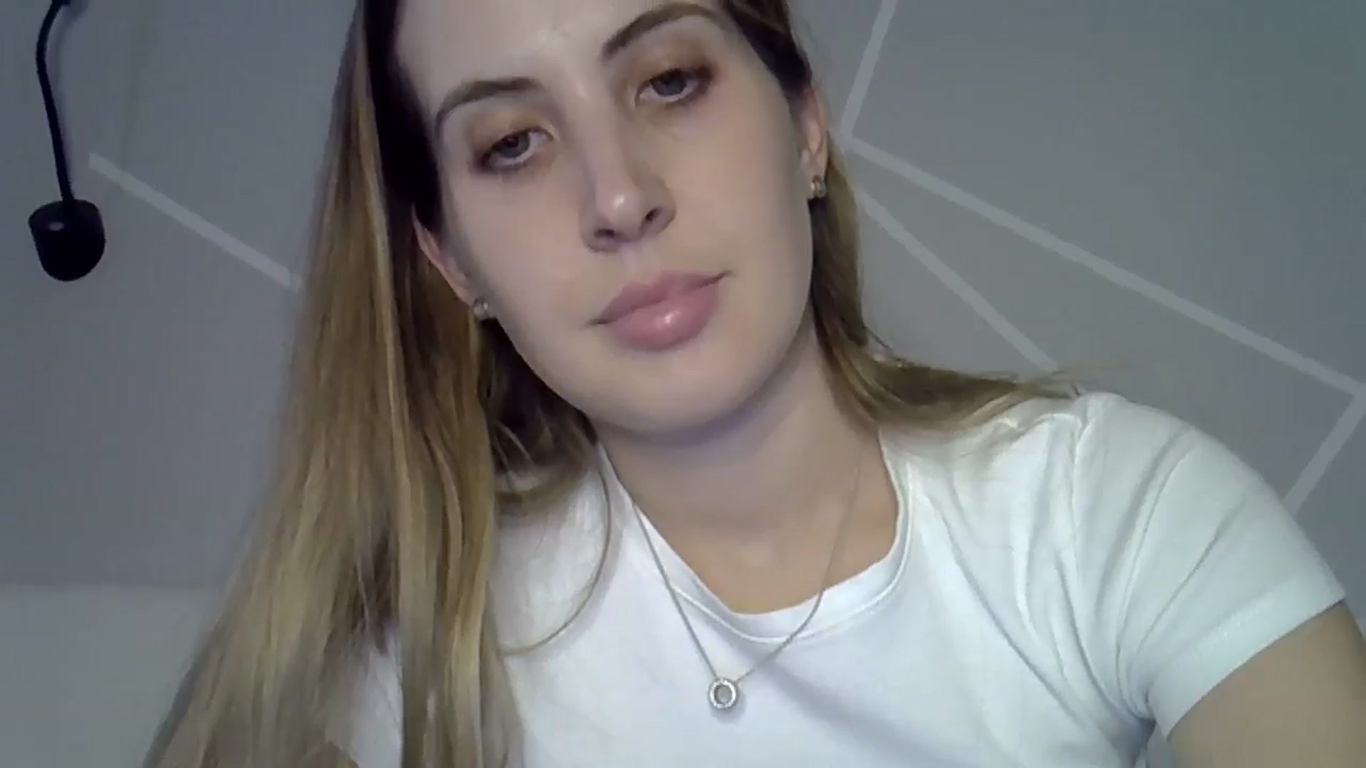 Gallery image thumbnail from MarryCox's myfreecams stream on, 09/24/2024, 13:37 image 14 of 20