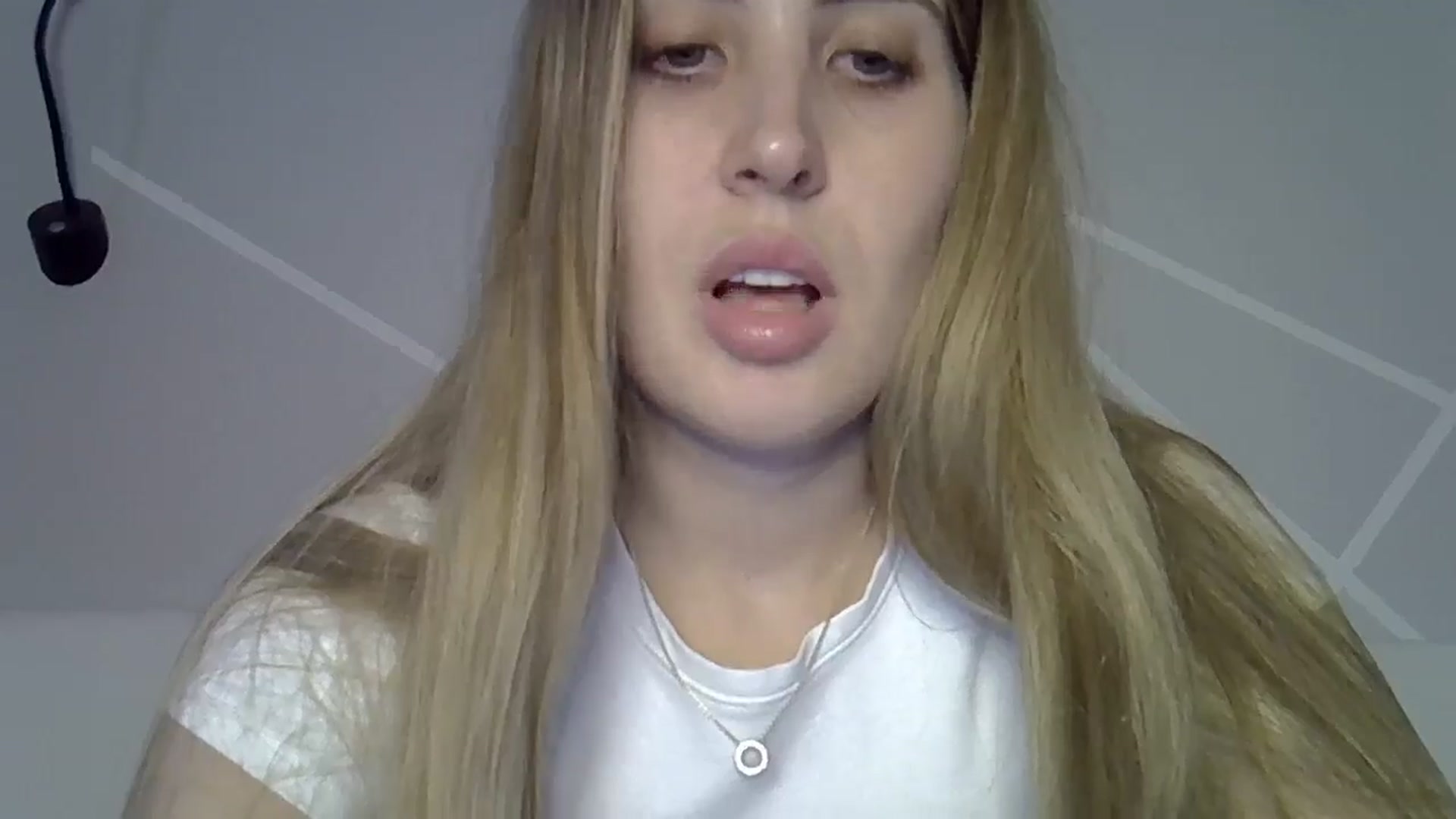 Gallery image thumbnail from MarryCox's myfreecams stream on, 09/24/2024, 13:37 image 12 of 20