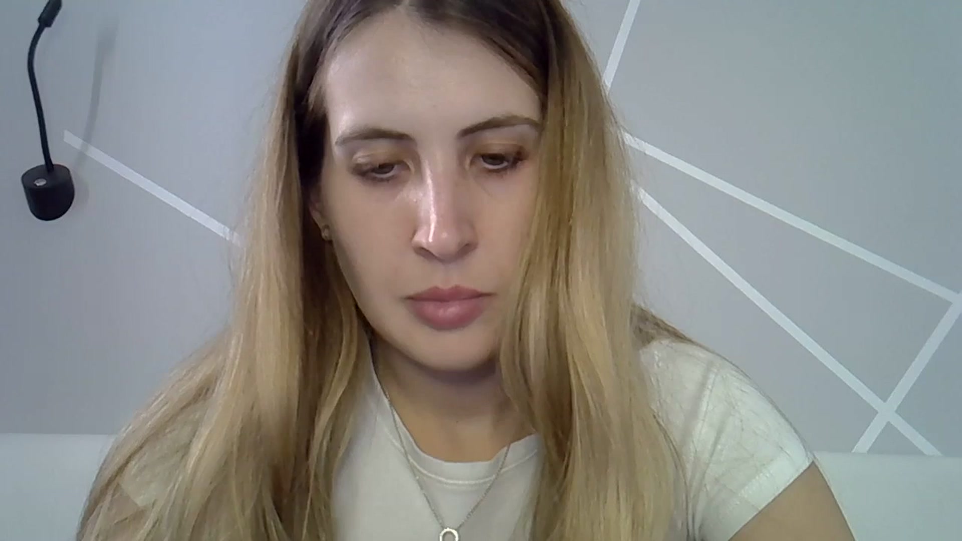 Gallery image thumbnail from MarryCox's myfreecams stream on, 09/24/2024, 13:37 image 4 of 20