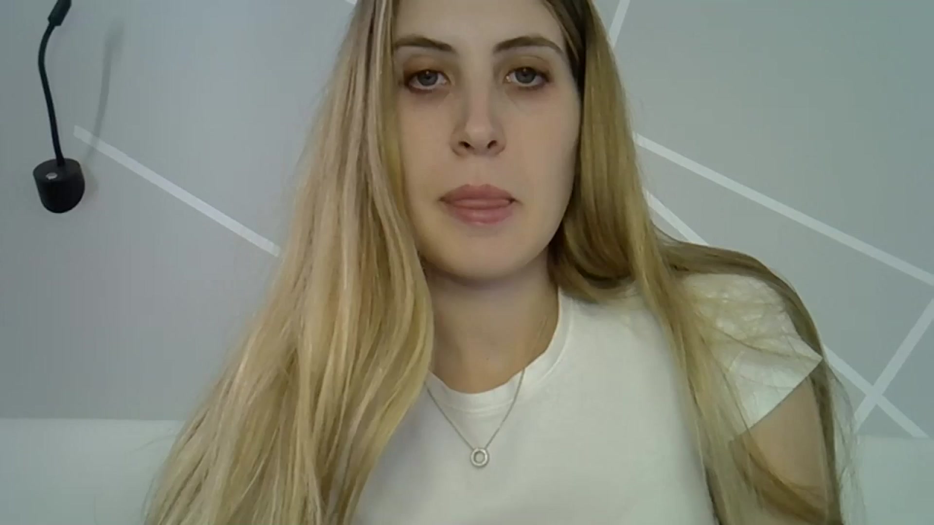 Gallery image thumbnail from MarryCox's myfreecams stream on, 09/24/2024, 13:37 image 6 of 20