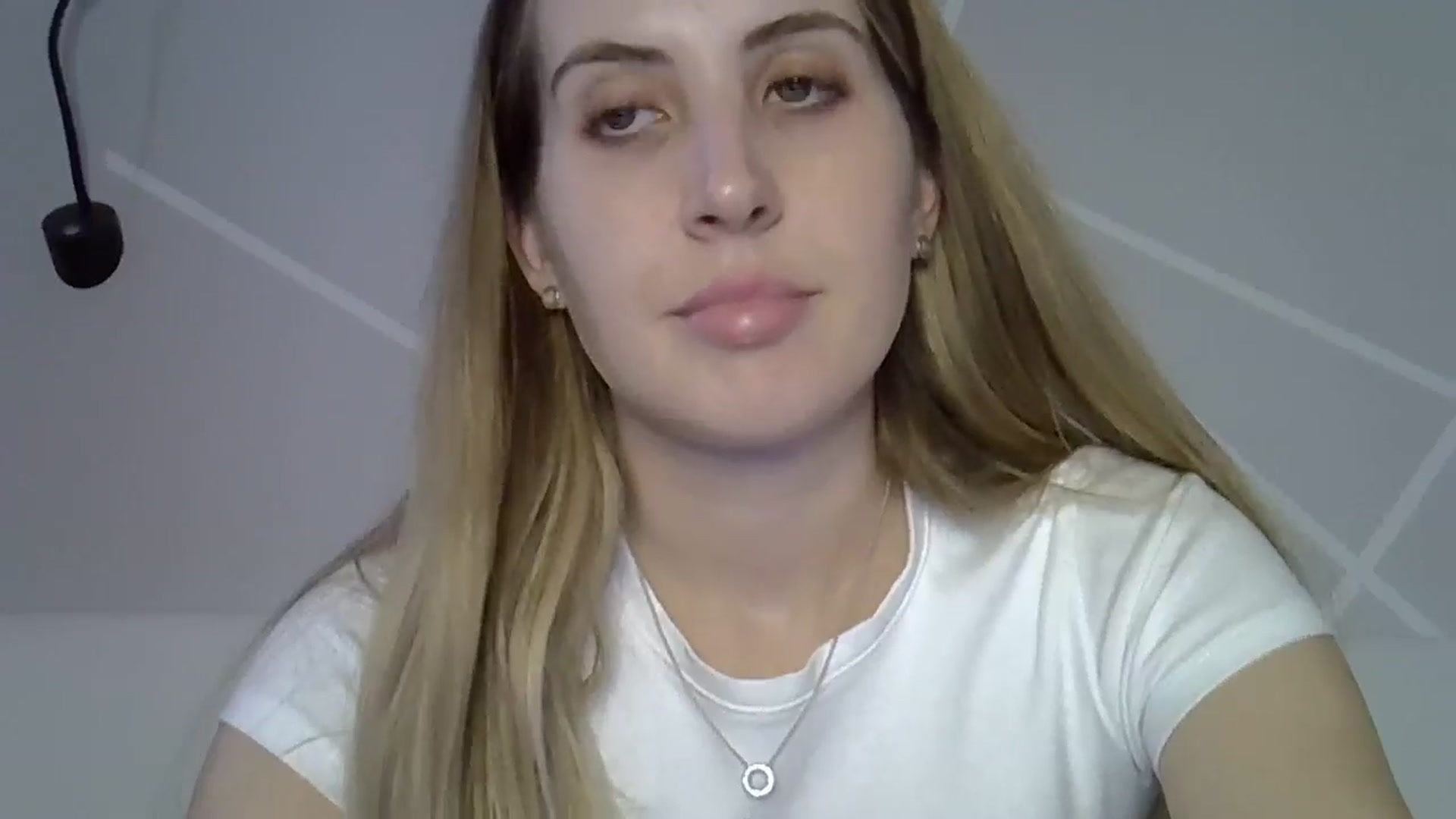 Gallery image thumbnail from MarryCox's myfreecams stream on, 09/24/2024, 13:37 image 9 of 20