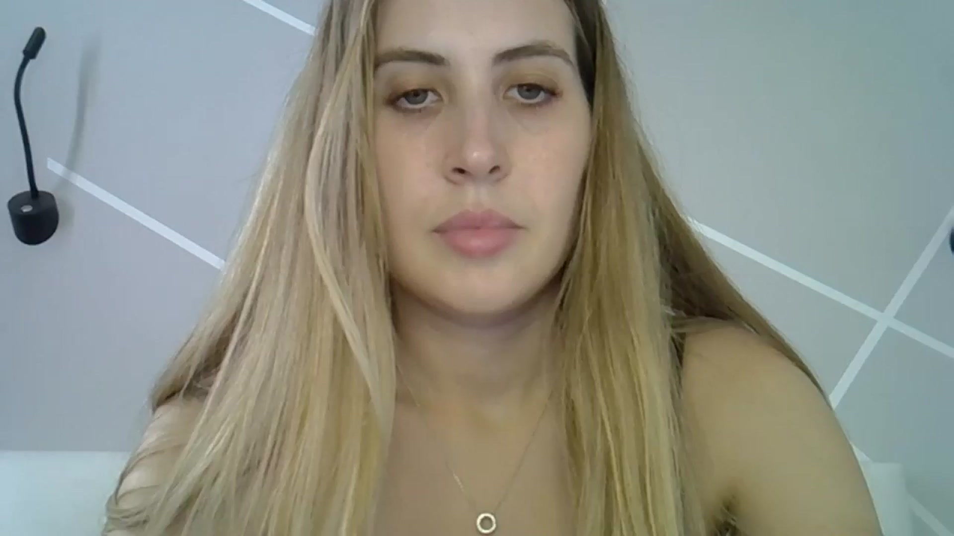 Gallery image thumbnail from MarryCox's myfreecams stream on, 09/27/2024, 12:36 image 15 of 20