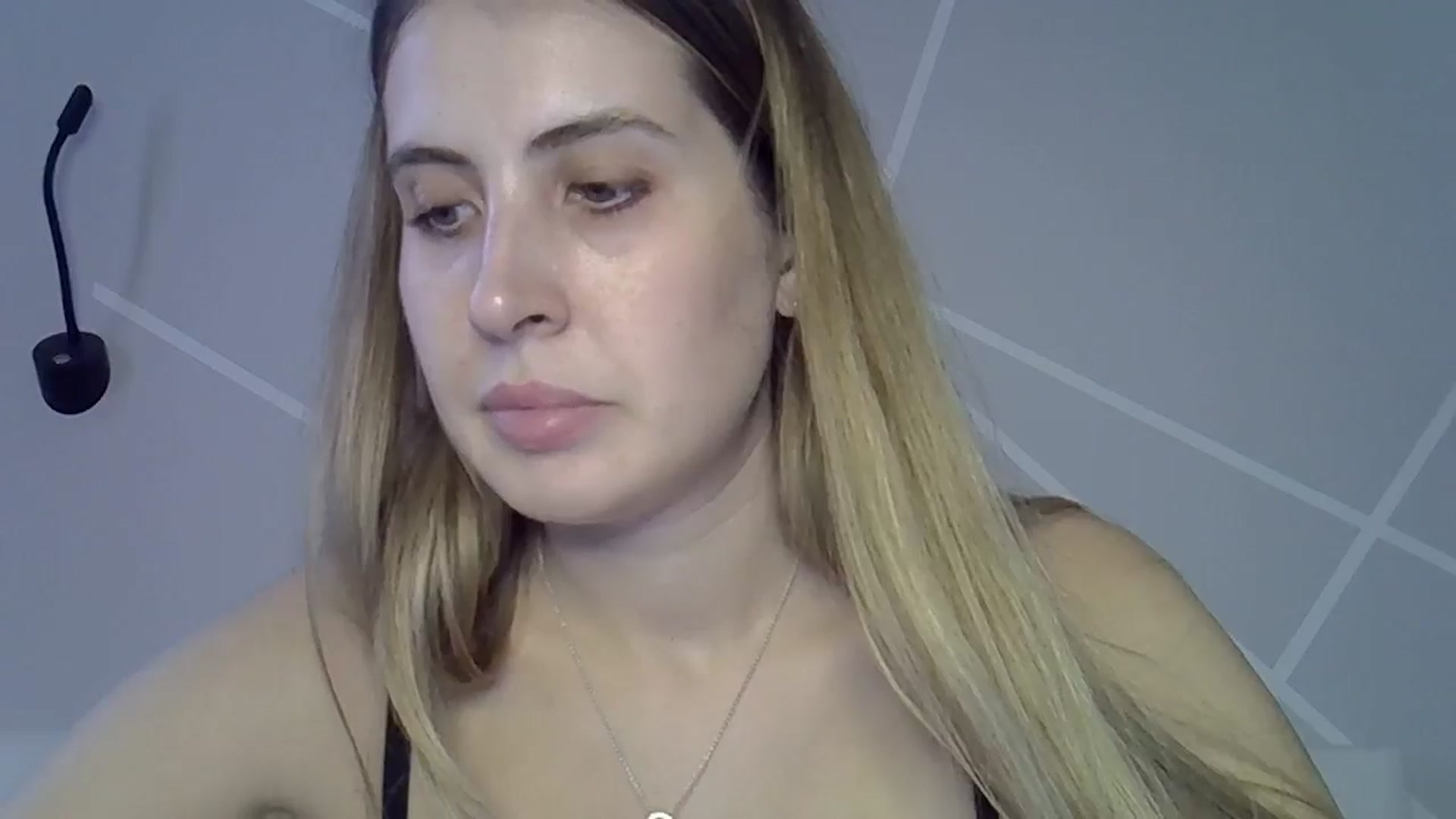 Gallery image thumbnail from MarryCox's myfreecams stream on, 09/27/2024, 12:36 image 7 of 20