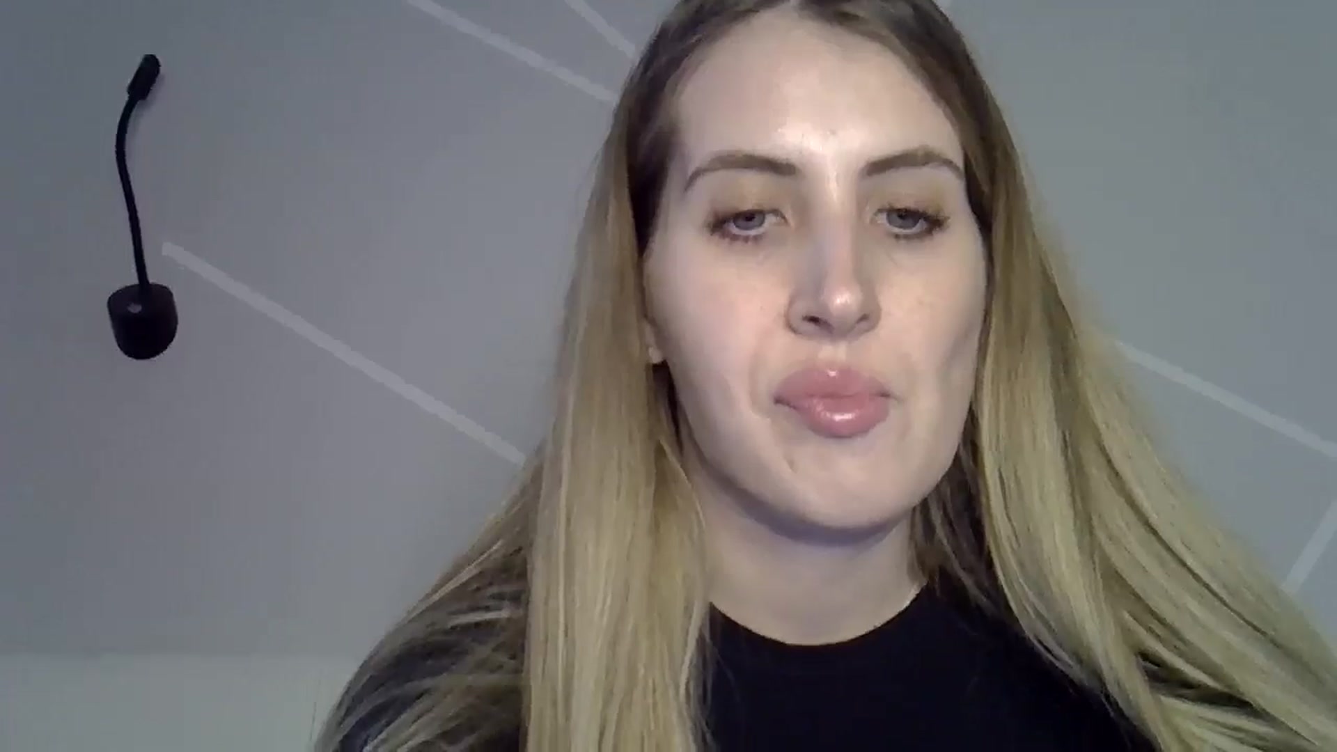Gallery image thumbnail from MarryCox's myfreecams stream on, 10/02/2024, 13:50 image 12 of 20