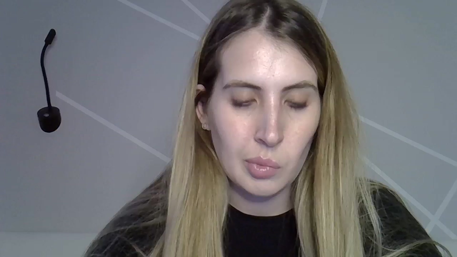 Gallery image thumbnail from MarryCox's myfreecams stream on, 10/02/2024, 13:50 image 7 of 20