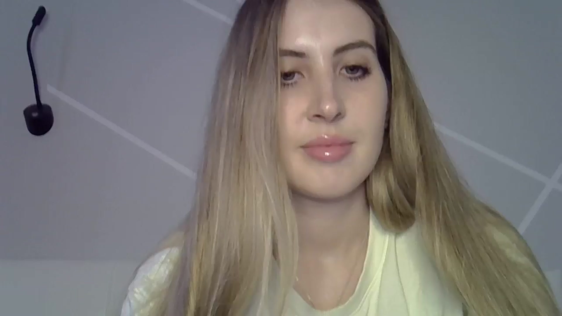 Gallery image thumbnail from MarryCox's myfreecams stream on, 10/03/2024, 13:43 image 6 of 20
