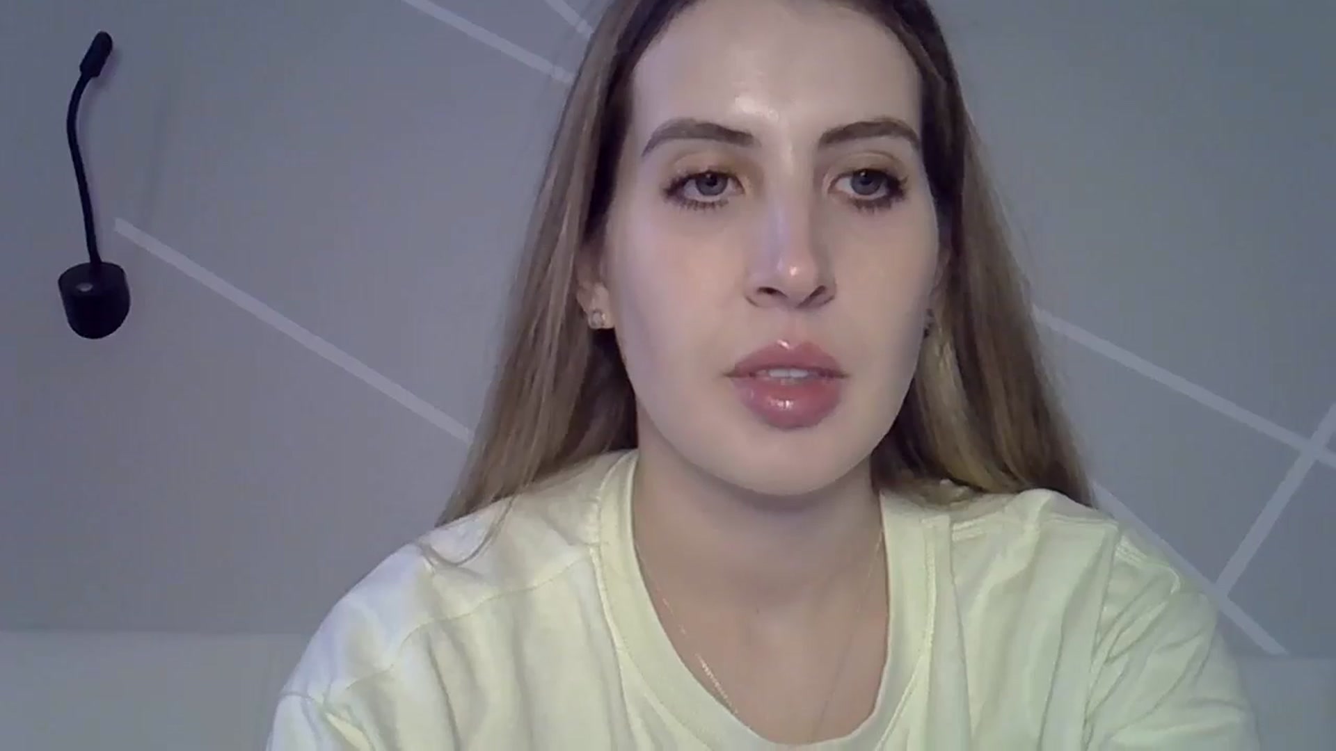 Gallery image thumbnail from MarryCox's myfreecams stream on, 10/03/2024, 13:43 image 7 of 20