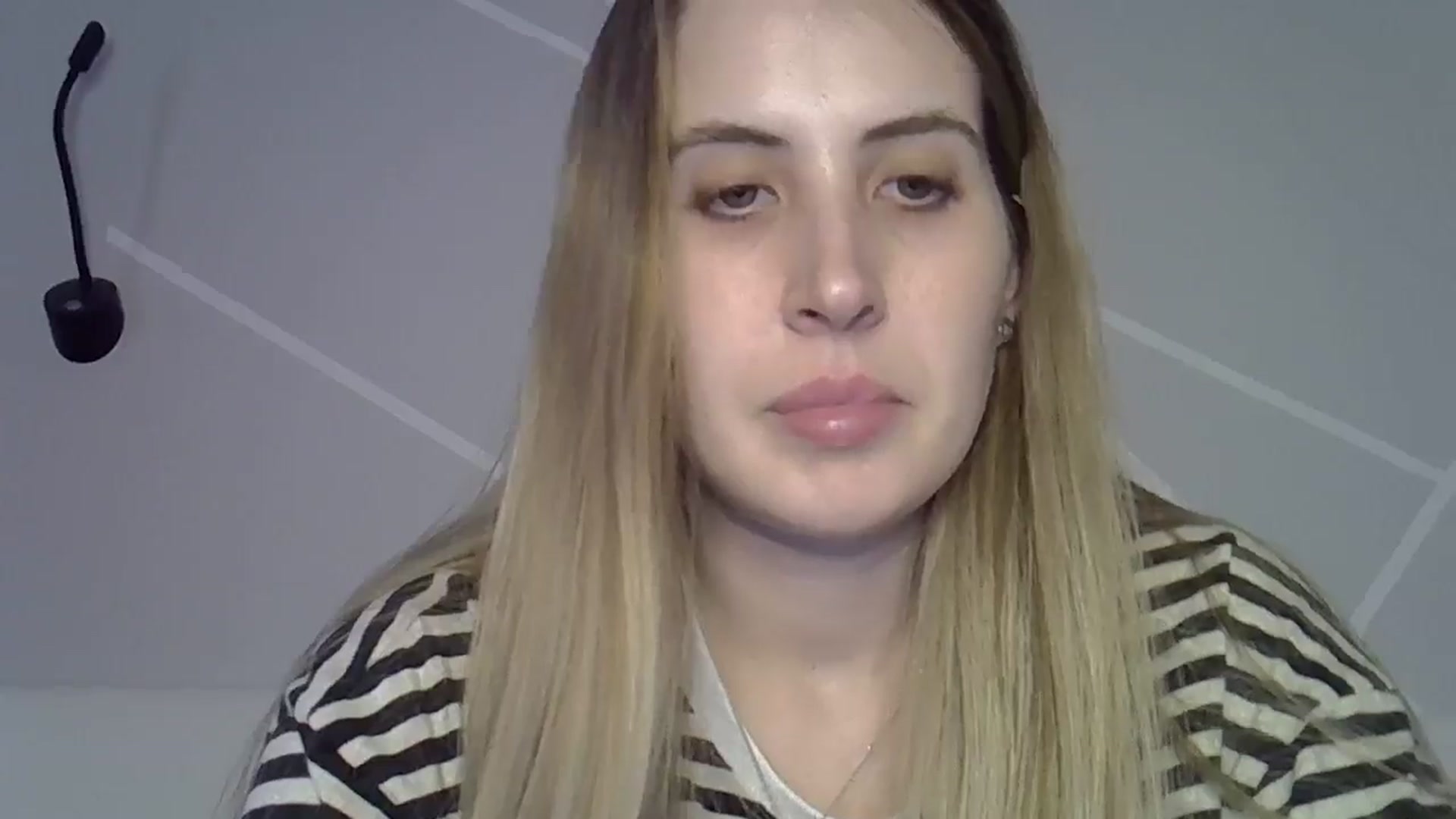 Gallery image thumbnail from MarryCox's myfreecams stream on, 10/04/2024, 13:40 image 11 of 20