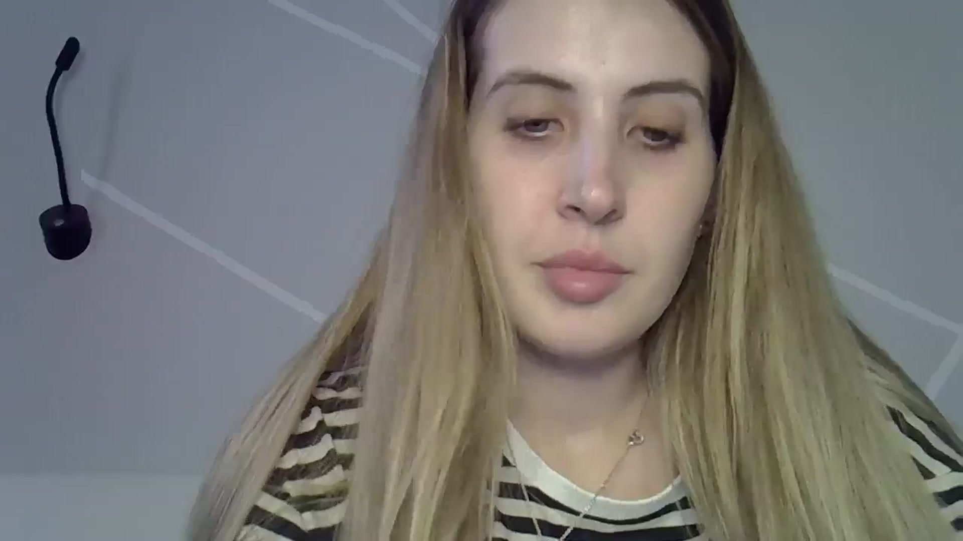 Gallery image thumbnail from MarryCox's myfreecams stream on, 10/04/2024, 13:40 image 4 of 20