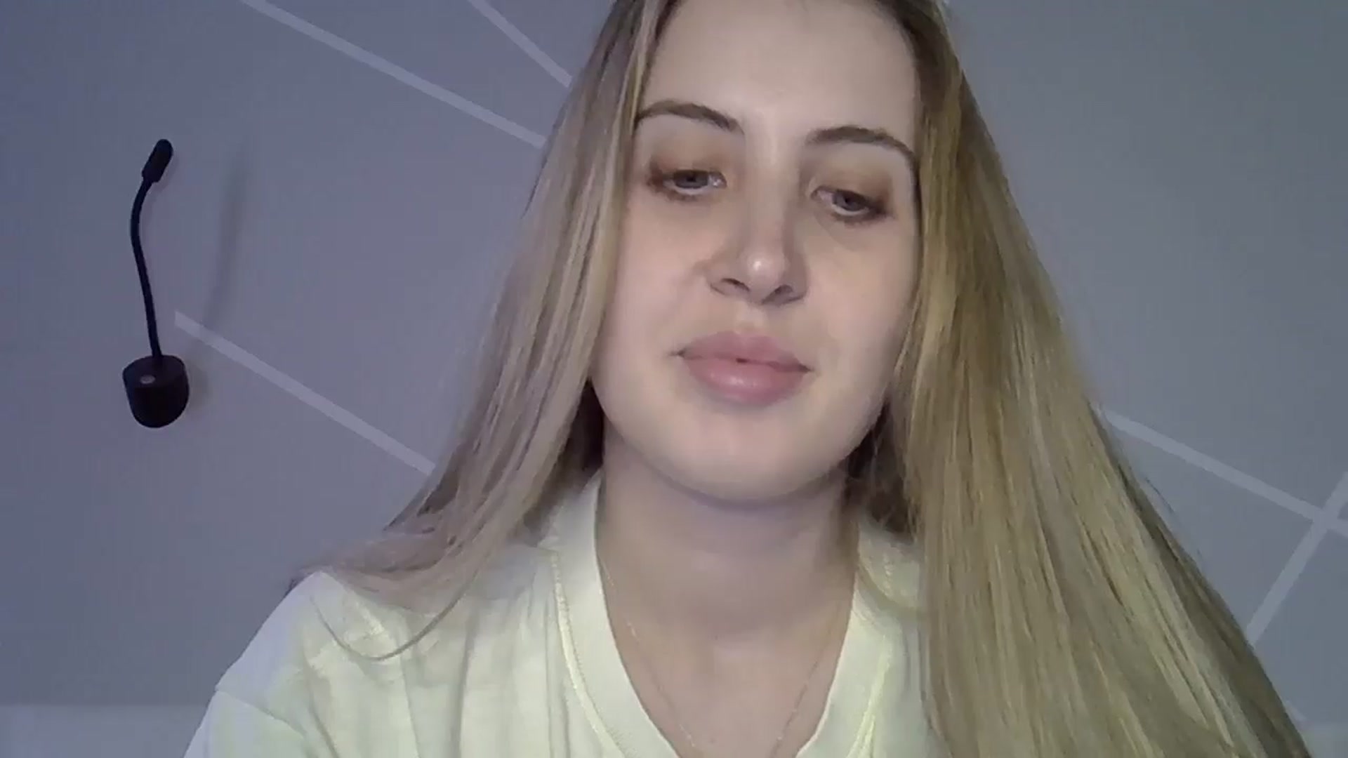 Gallery image thumbnail from MarryCox's myfreecams stream on, 10/14/2024, 13:26 image 13 of 20