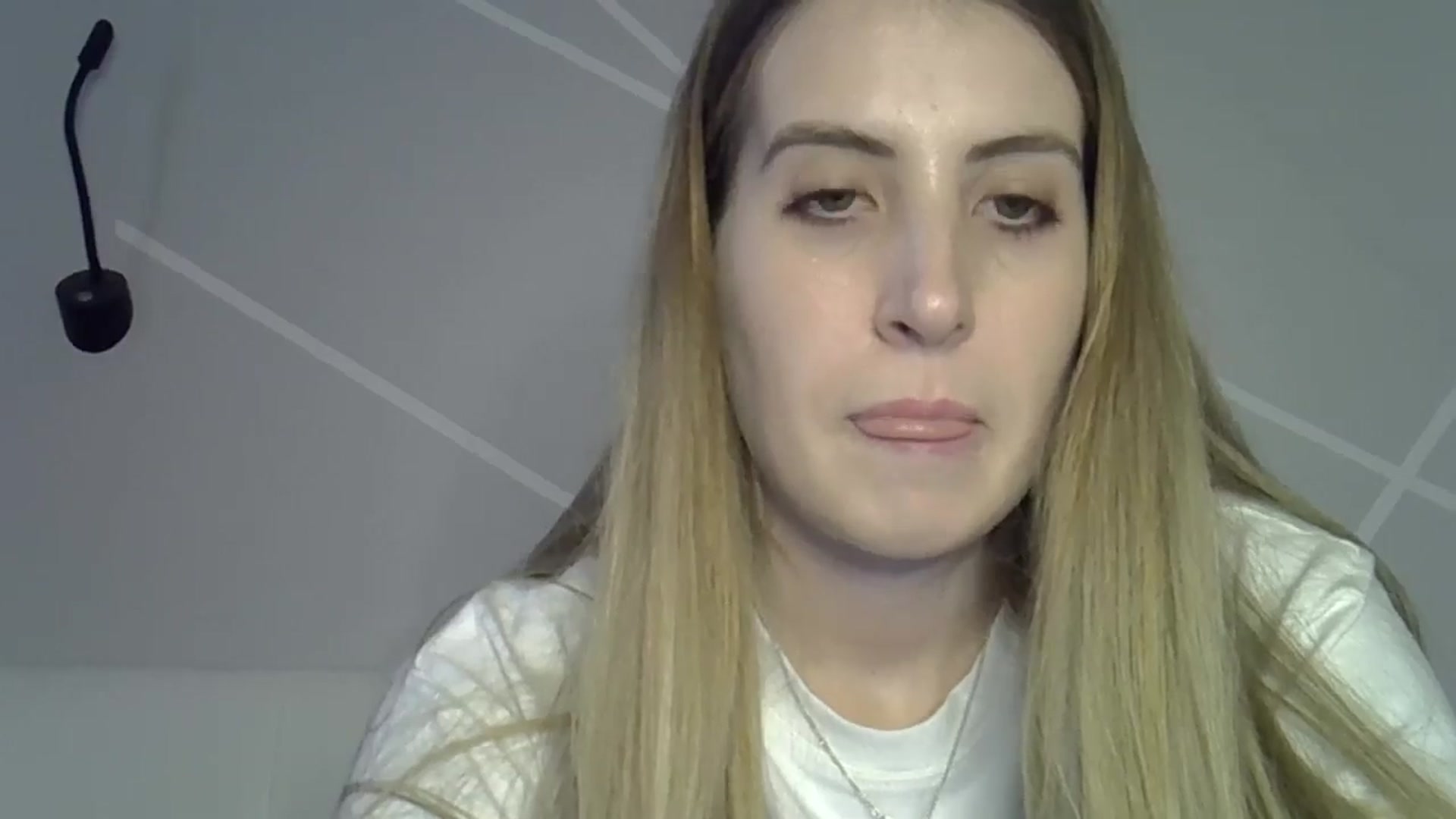 Gallery image thumbnail from MarryCox's myfreecams stream on, 11/01/2024, 14:03 image 13 of 20