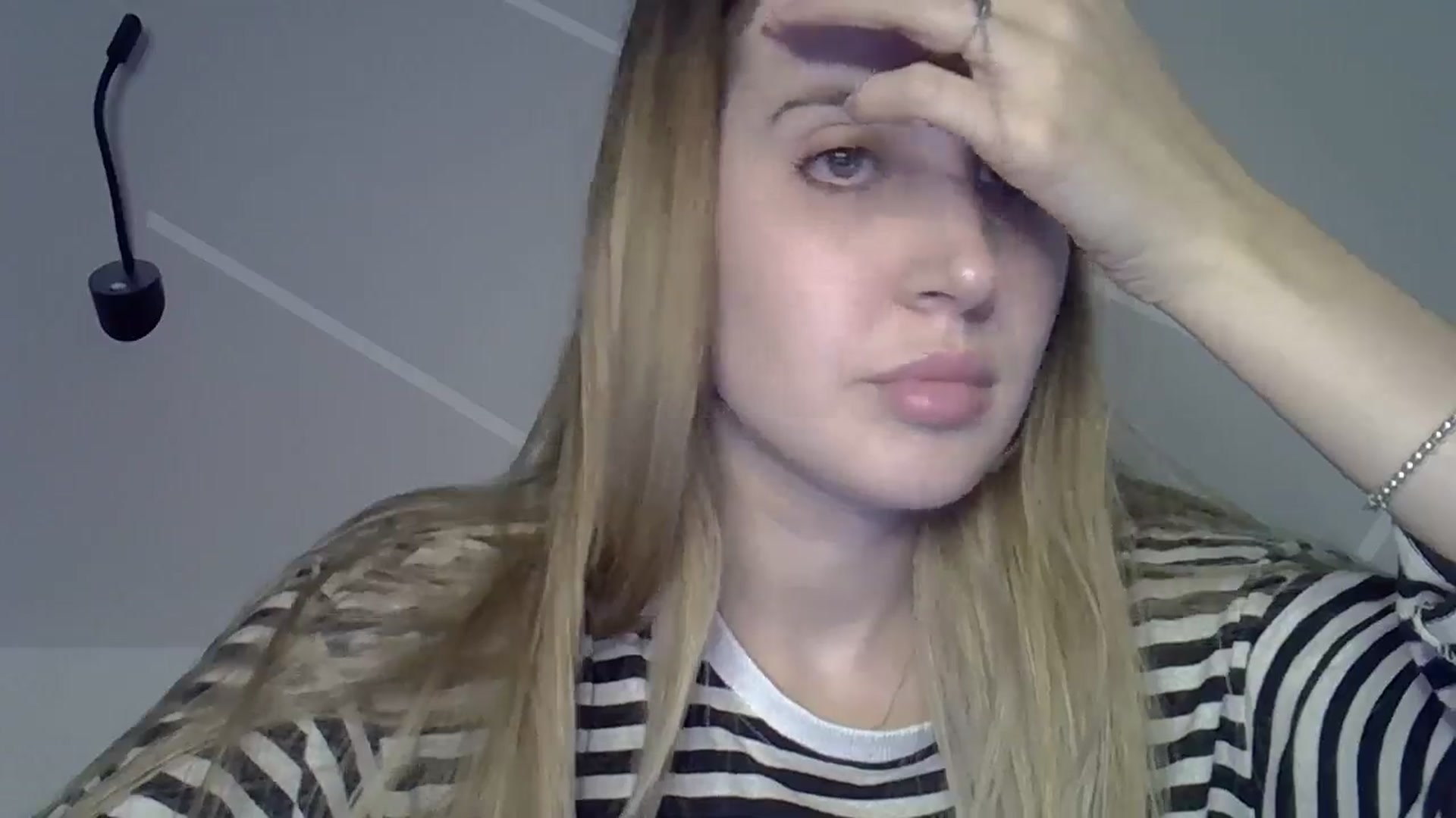 Gallery image thumbnail from MarryCox's myfreecams stream on, 11/04/2024, 15:19 image 16 of 20