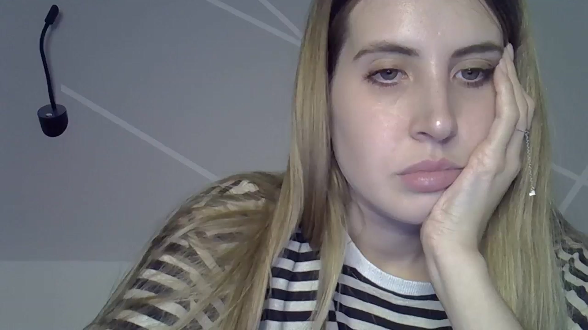 Gallery image thumbnail from MarryCox's myfreecams stream on, 11/04/2024, 15:19 image 6 of 20