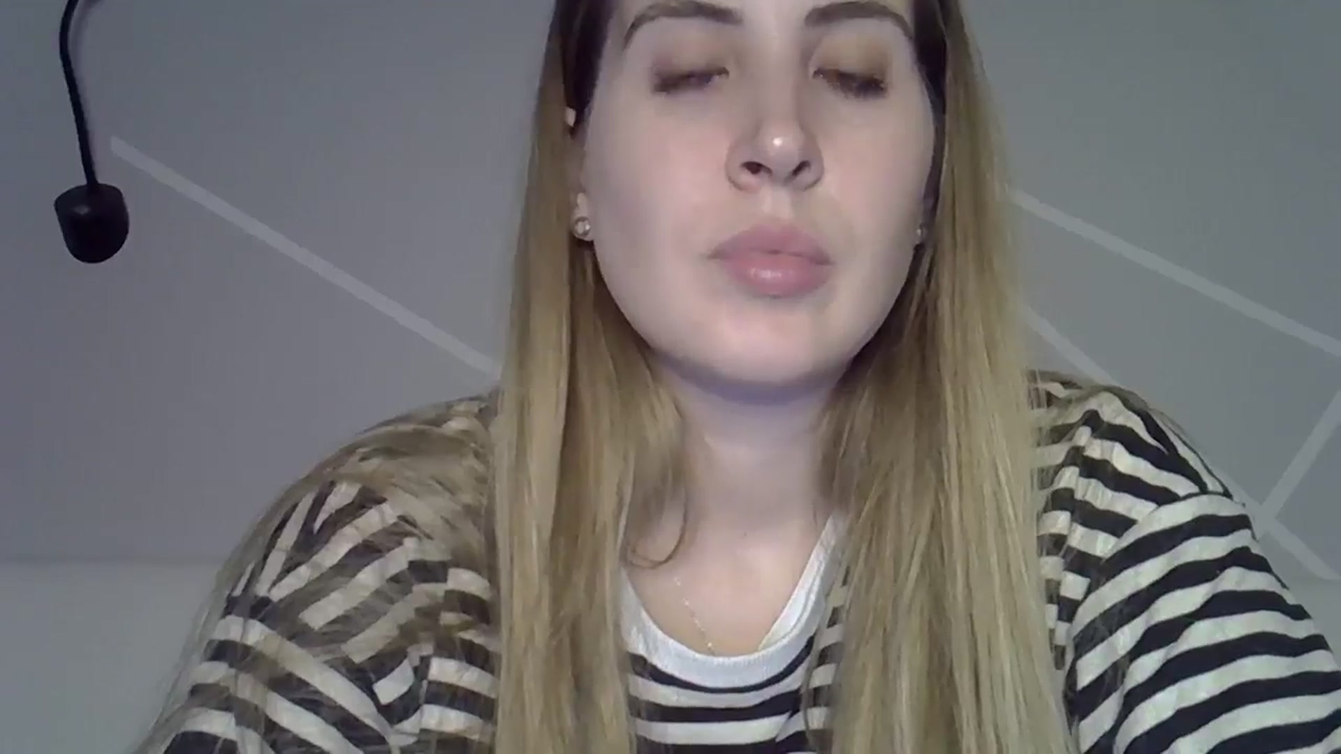 Gallery image thumbnail from MarryCox's myfreecams stream on, 11/05/2024, 14:39 image 18 of 20