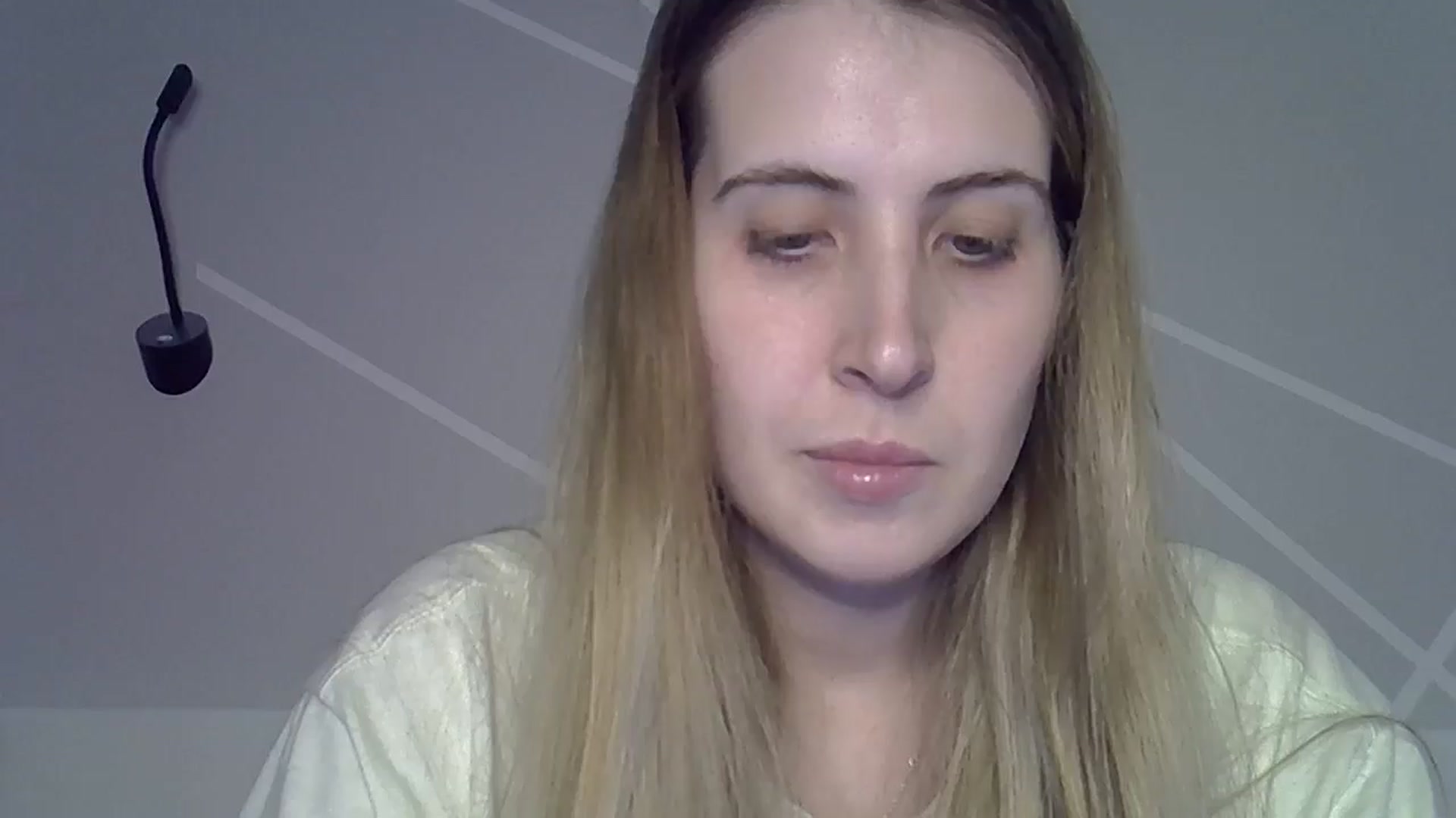 Gallery image thumbnail from MarryCox's myfreecams stream on, 11/13/2024, 13:43 image 11 of 20