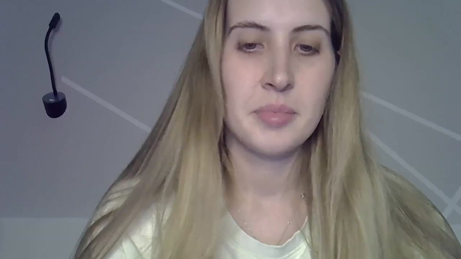 Gallery image thumbnail from MarryCox's myfreecams stream on, 11/13/2024, 13:43 image 18 of 20