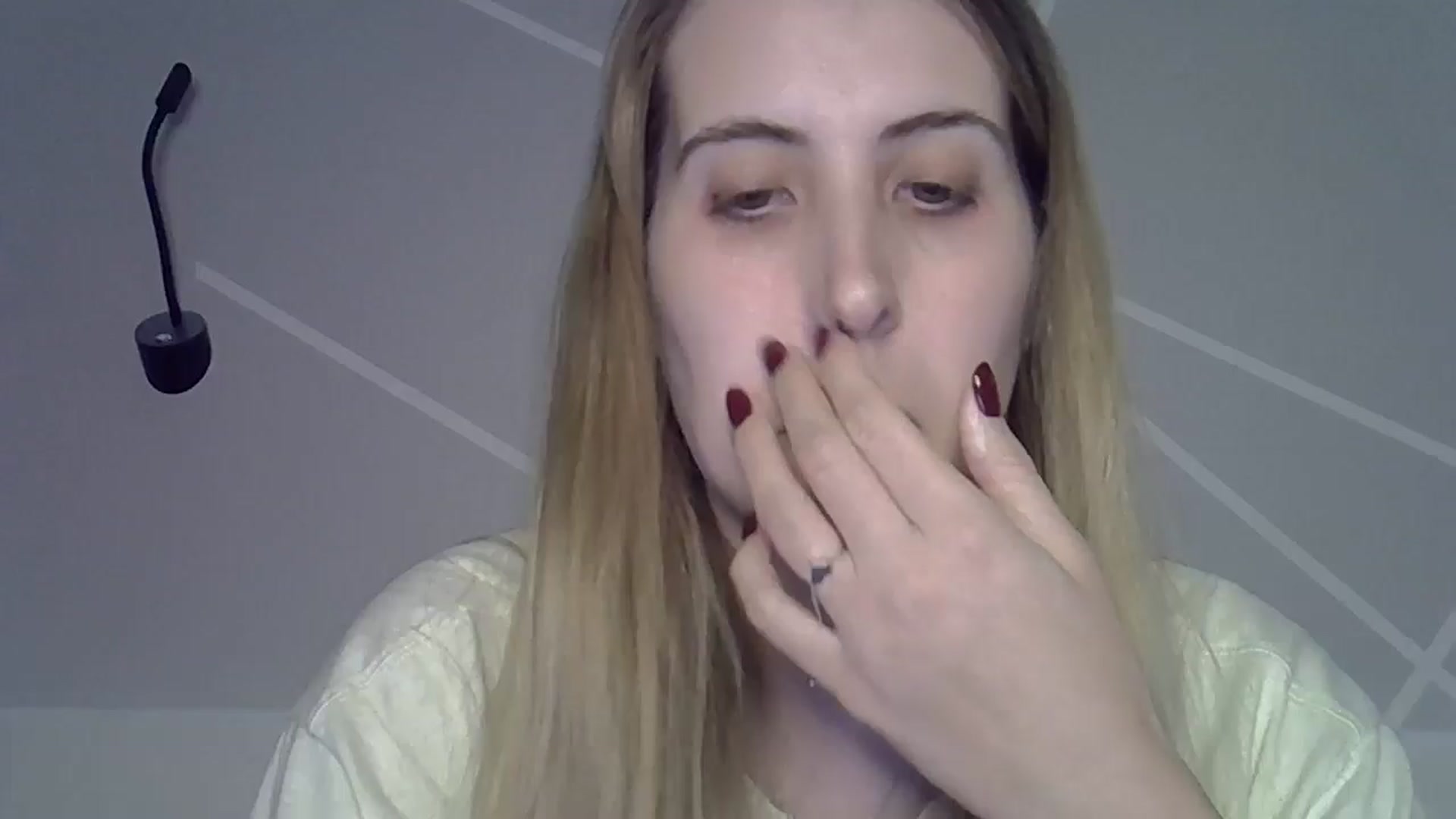 Gallery image thumbnail from MarryCox's myfreecams stream on, 11/13/2024, 13:43 image 15 of 20