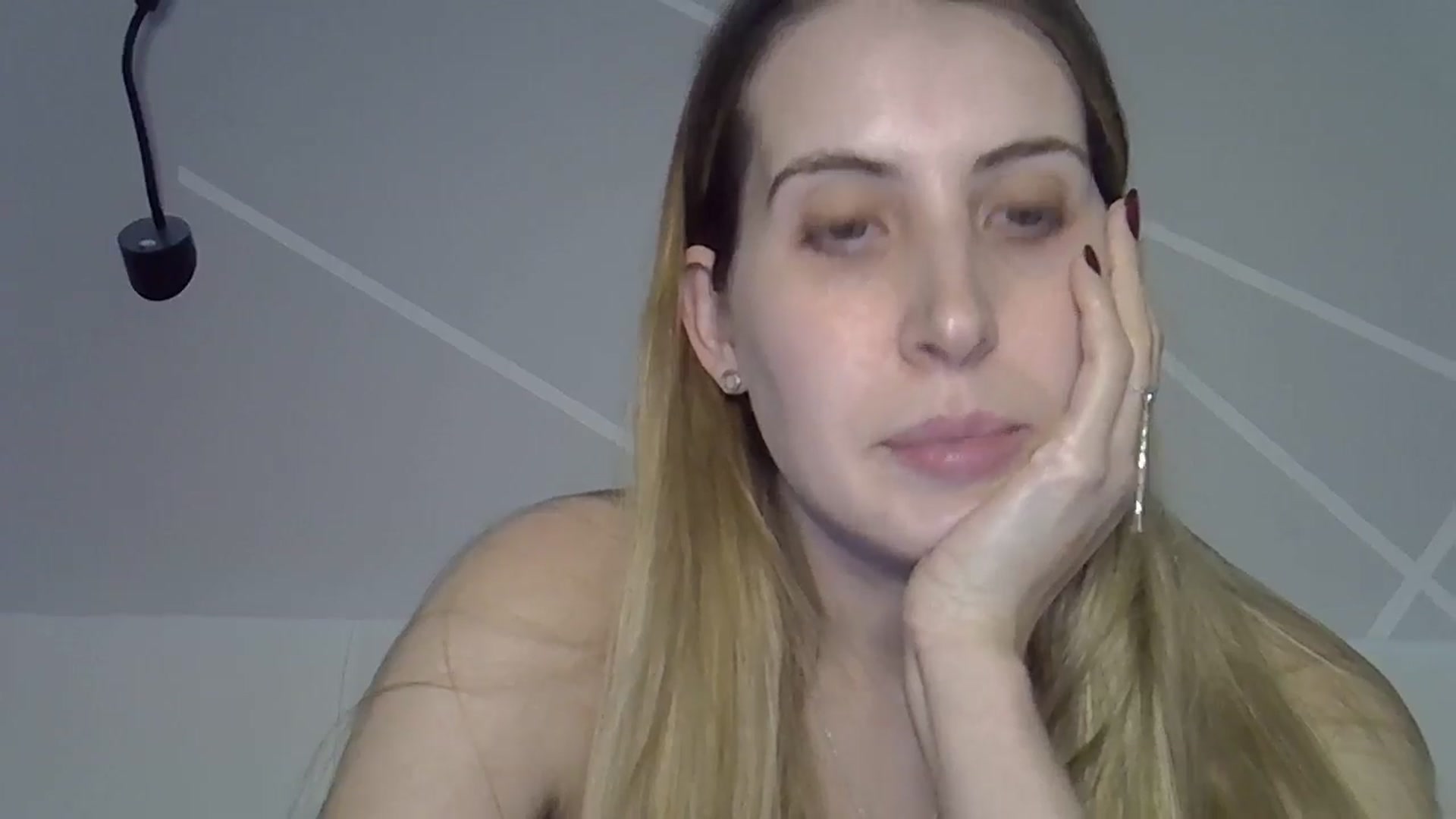 Gallery image thumbnail from MarryCox's myfreecams stream on, 11/13/2024, 15:00 image 9 of 20