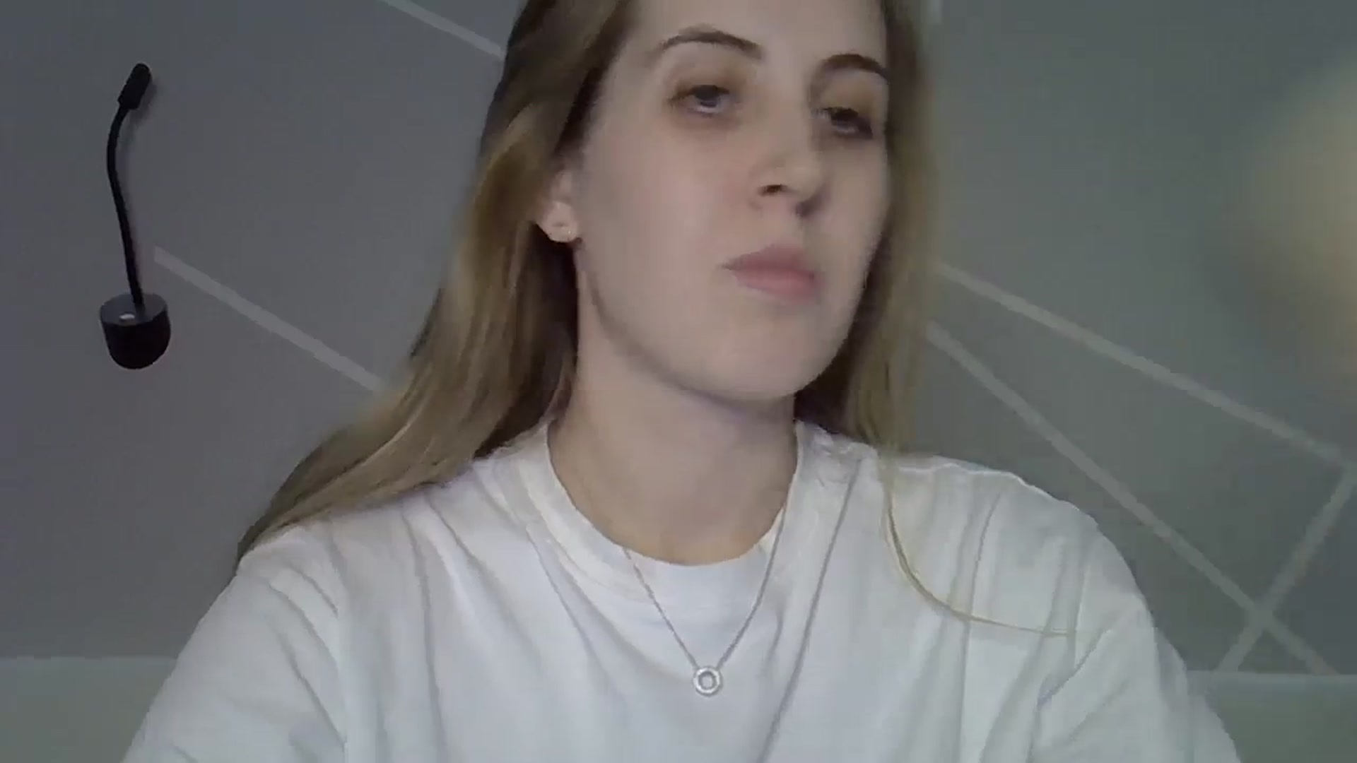 Gallery image thumbnail from MarryCox's myfreecams stream on, 11/15/2024, 13:58 image 6 of 20
