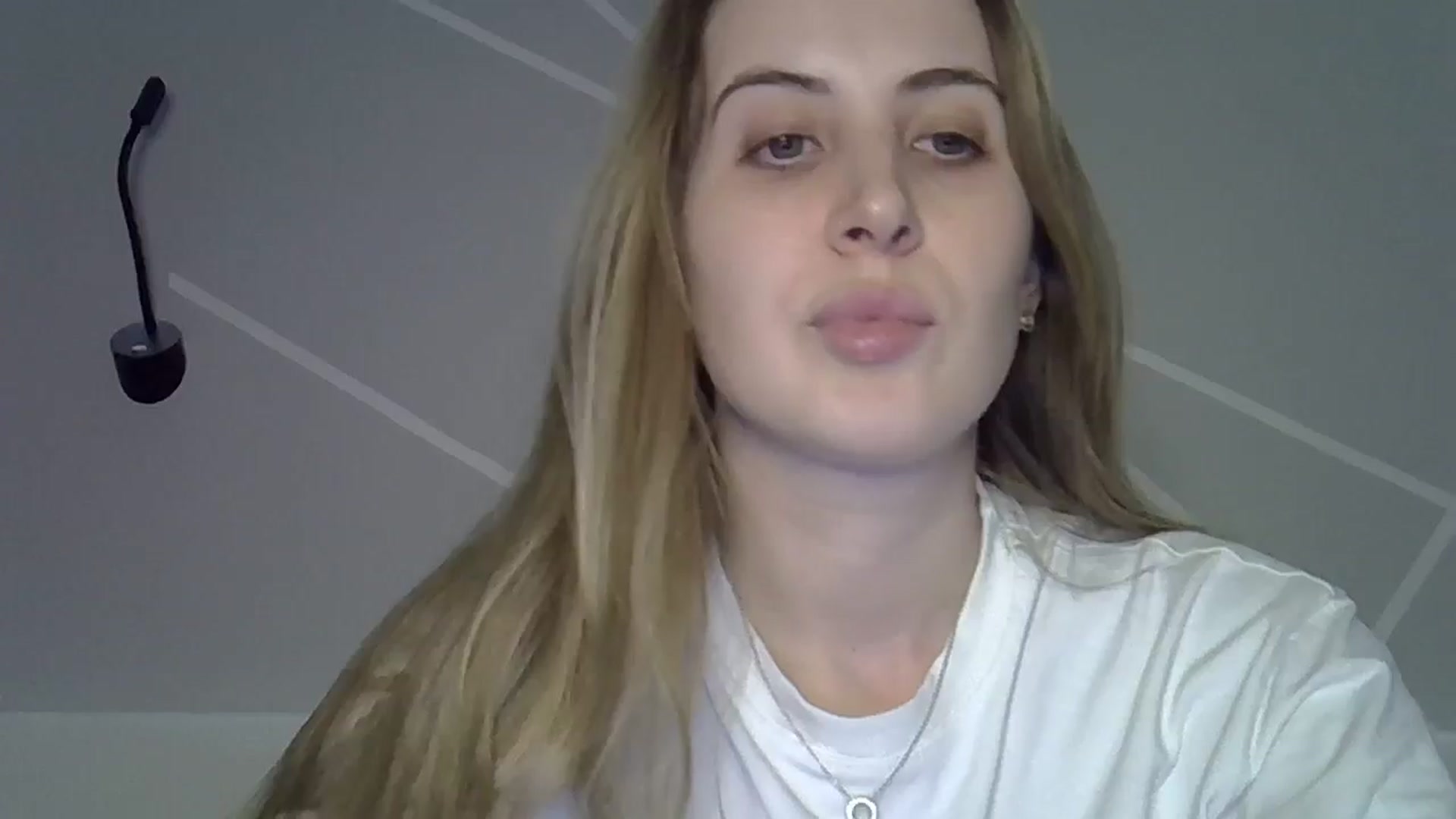 Gallery image thumbnail from MarryCox's myfreecams stream on, 11/15/2024, 13:58 image 8 of 20