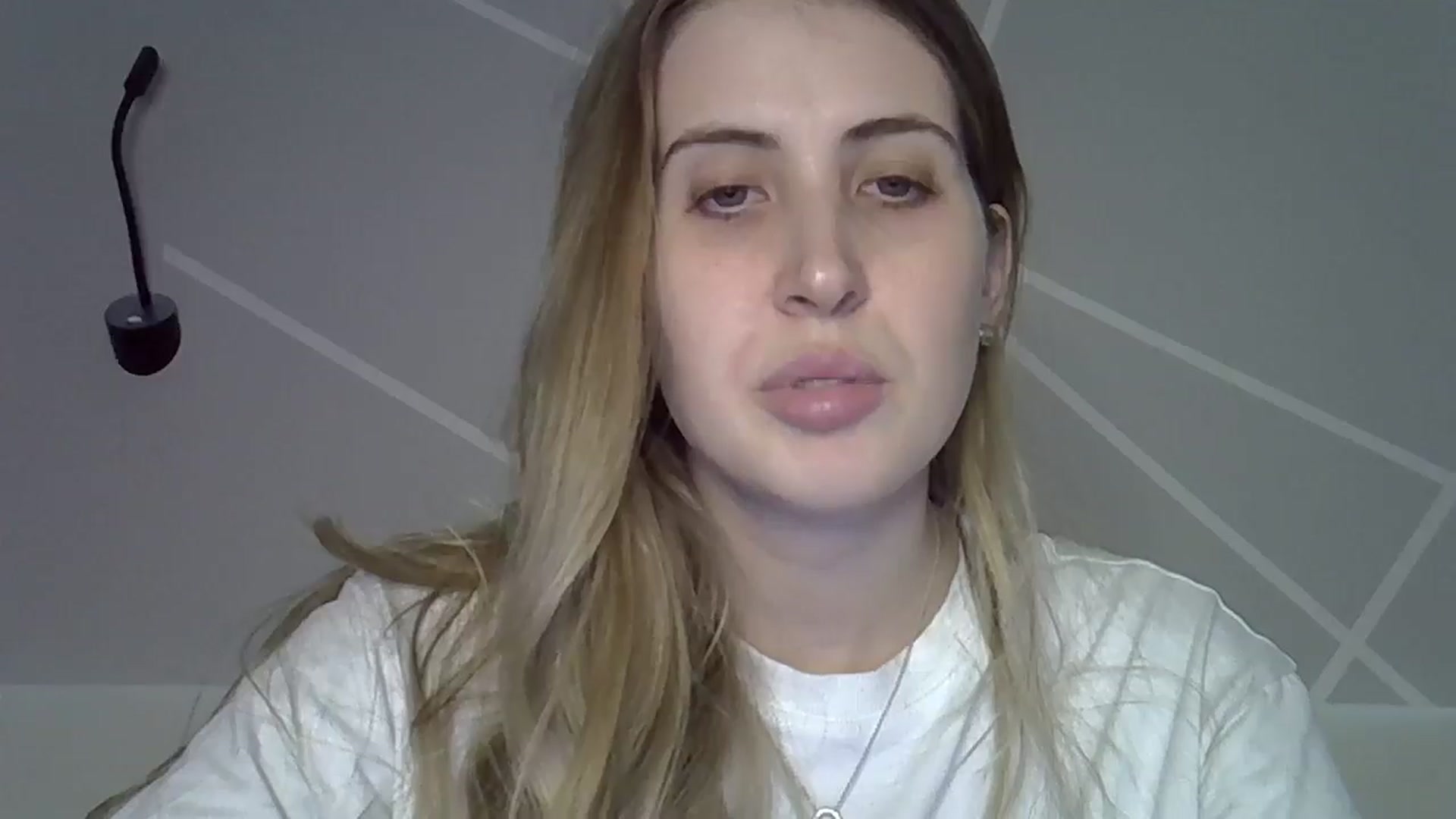 Gallery image thumbnail from MarryCox's myfreecams stream on, 11/15/2024, 13:58 image 4 of 20