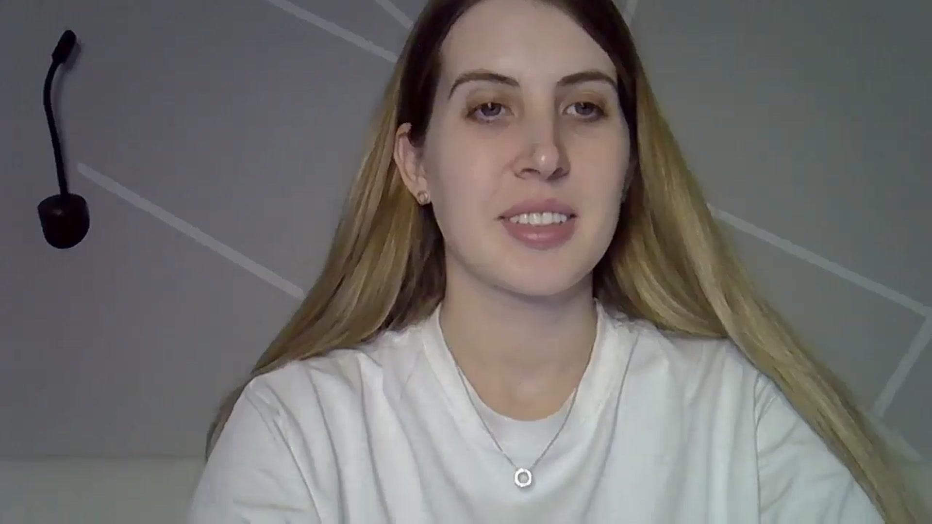 Gallery image thumbnail from MarryCox's myfreecams stream on, 11/16/2024, 13:46 image 5 of 20