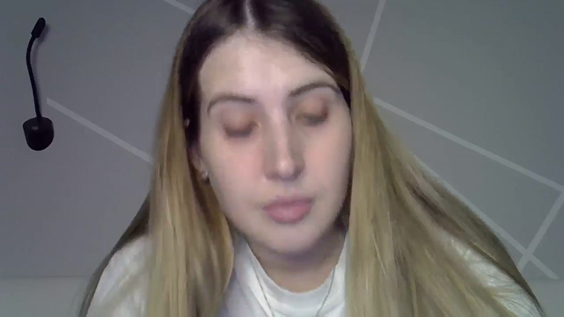 Gallery image thumbnail from MarryCox's myfreecams stream on, 11/16/2024, 13:46 image 16 of 20