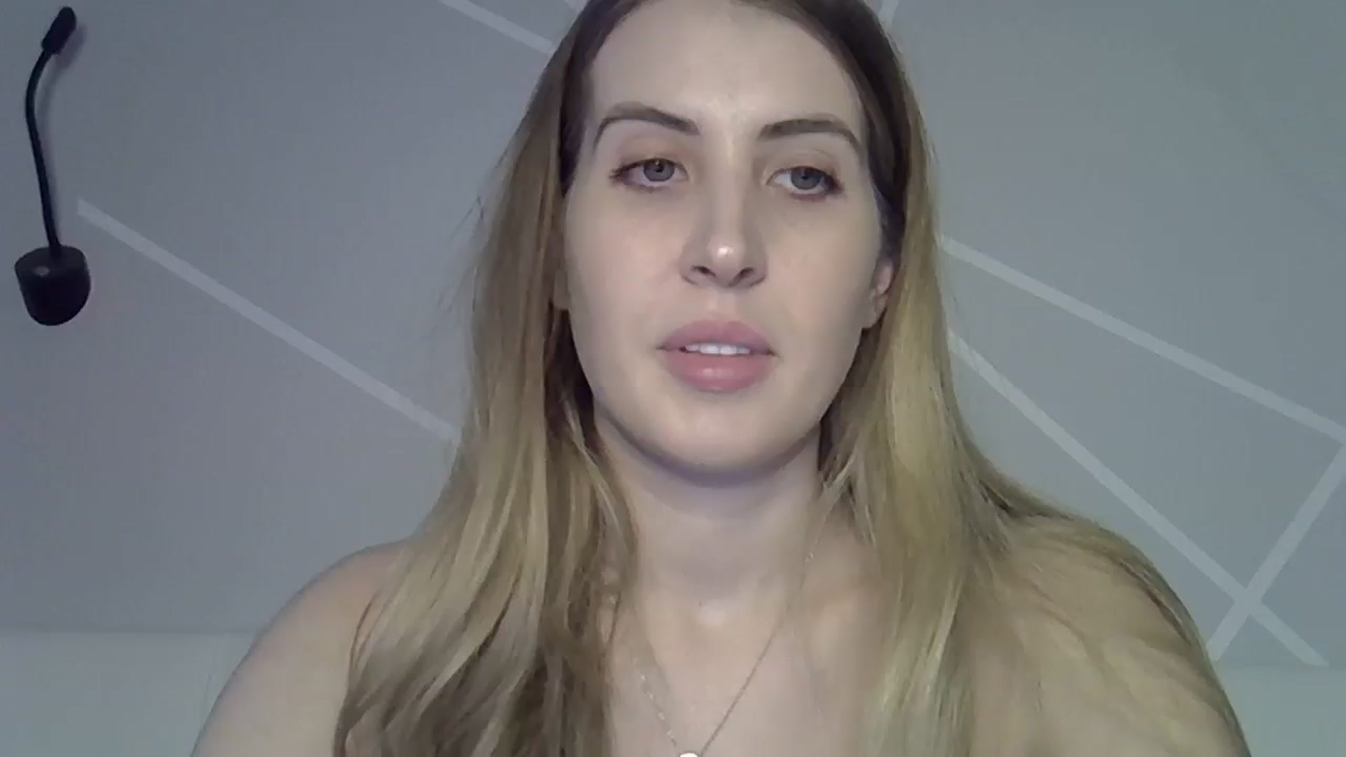 Gallery image thumbnail from MarryCox's myfreecams stream on, 11/19/2024, 14:04 image 1 of 20