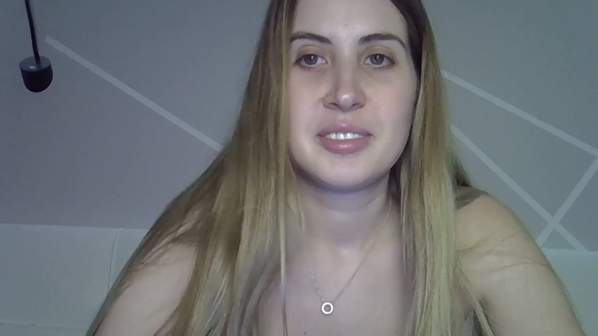 Gallery image thumbnail from MarryCox's myfreecams stream on, 11/20/2024, 14:57 image 15 of 20