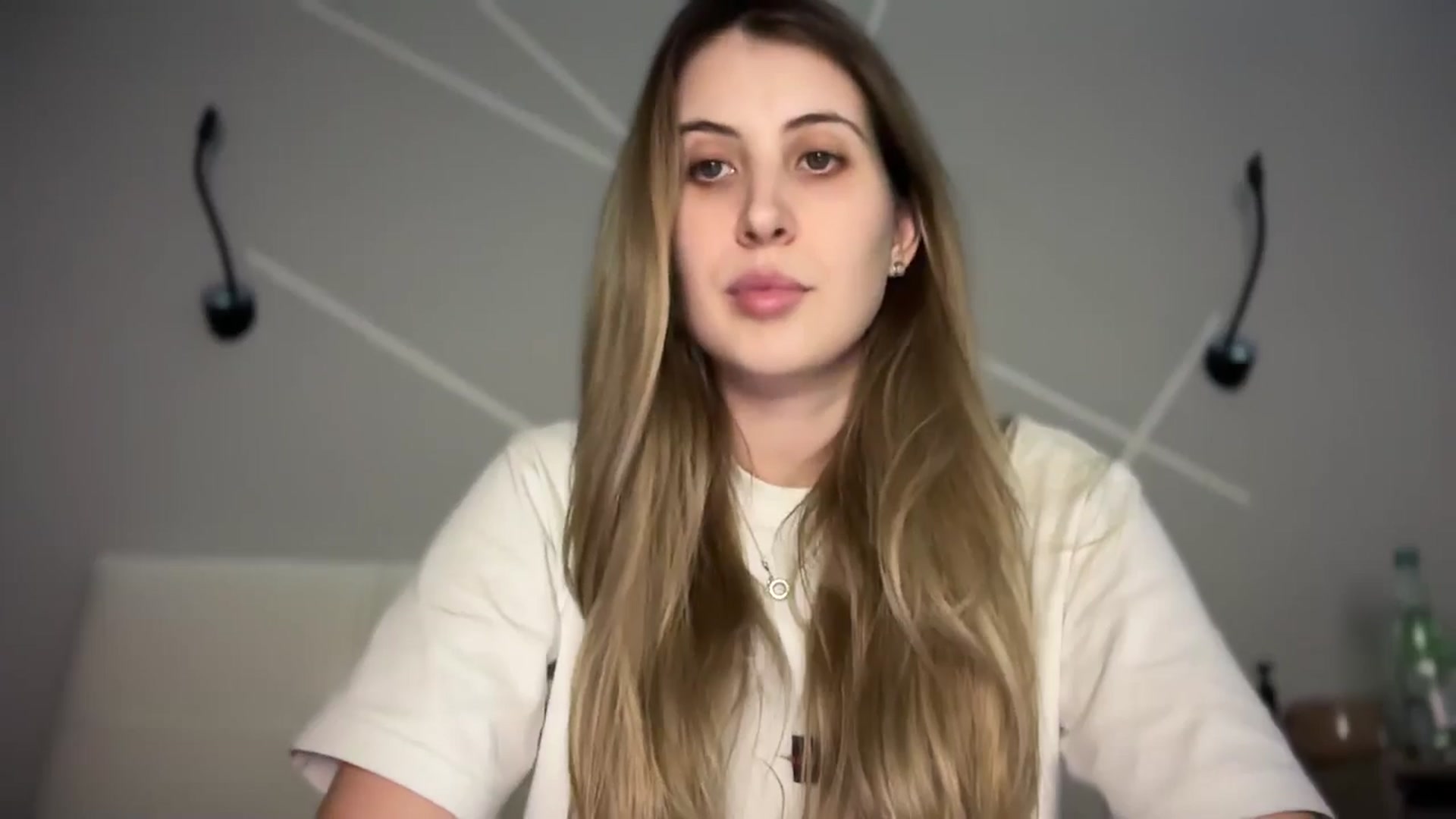 Gallery image thumbnail from MarryCox's myfreecams stream on, 01/02/2025, 15:15 image 3 of 20