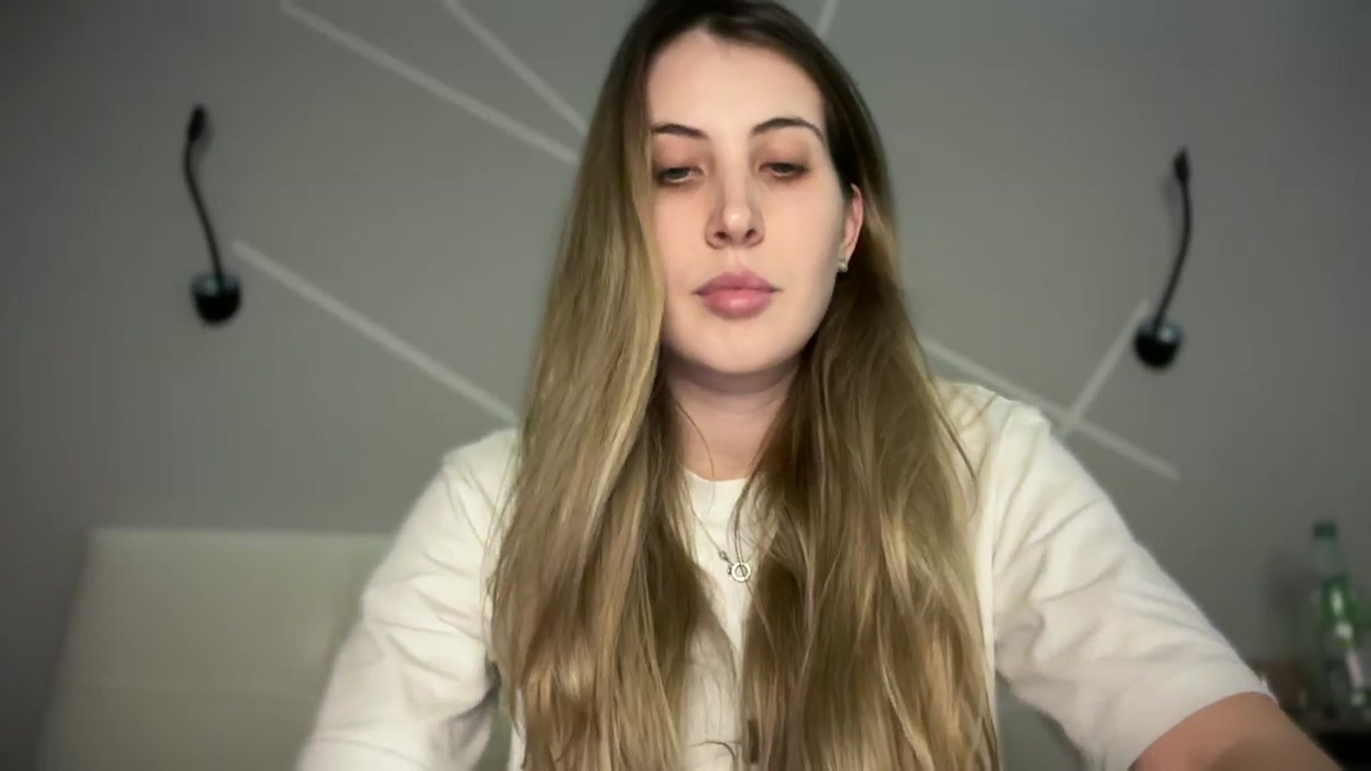 Gallery image thumbnail from MarryCox's myfreecams stream on, 01/02/2025, 15:15 image 2 of 20