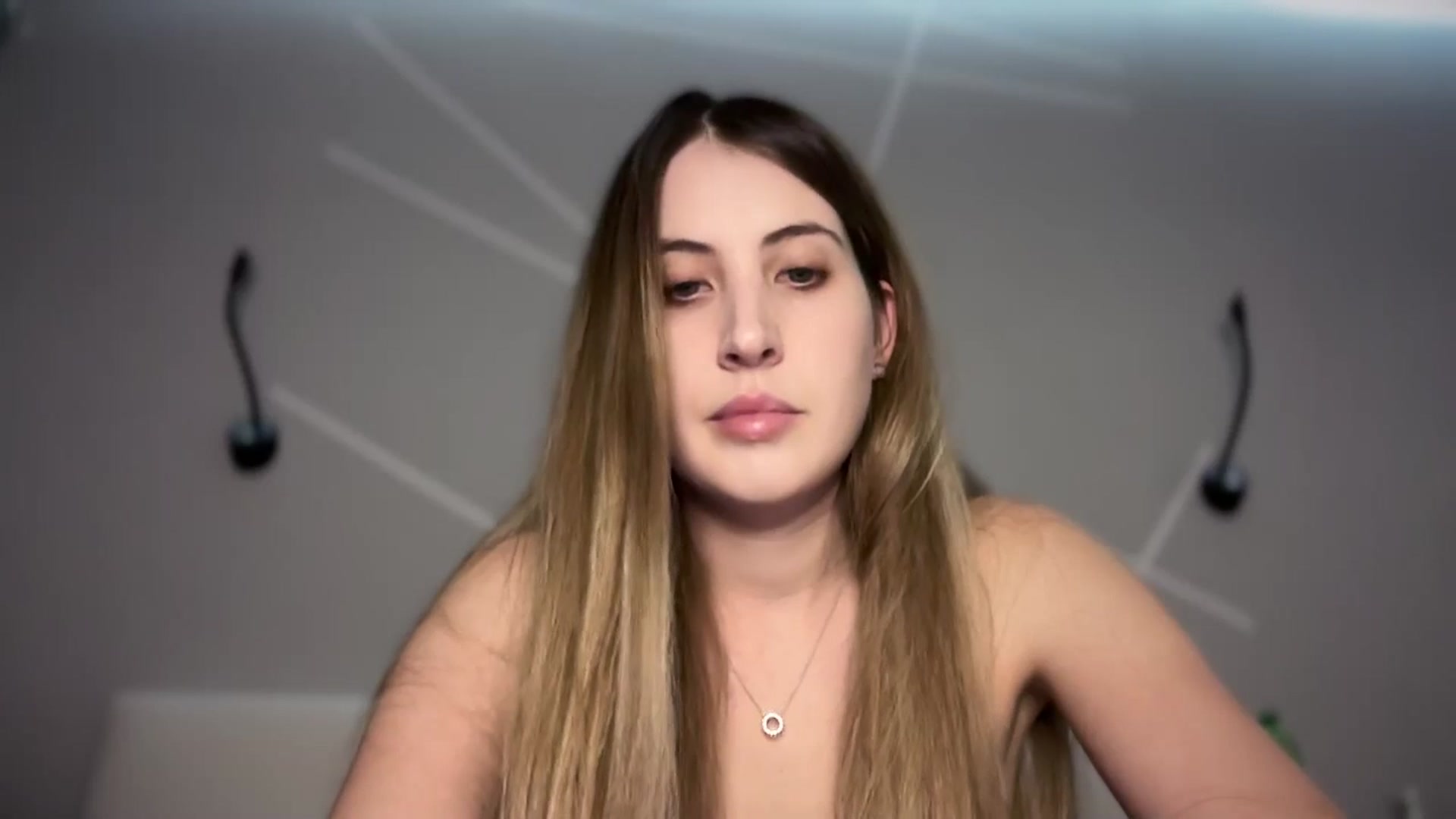 Gallery image thumbnail from MarryCox's myfreecams stream on, 01/06/2025, 15:19 image 16 of 20