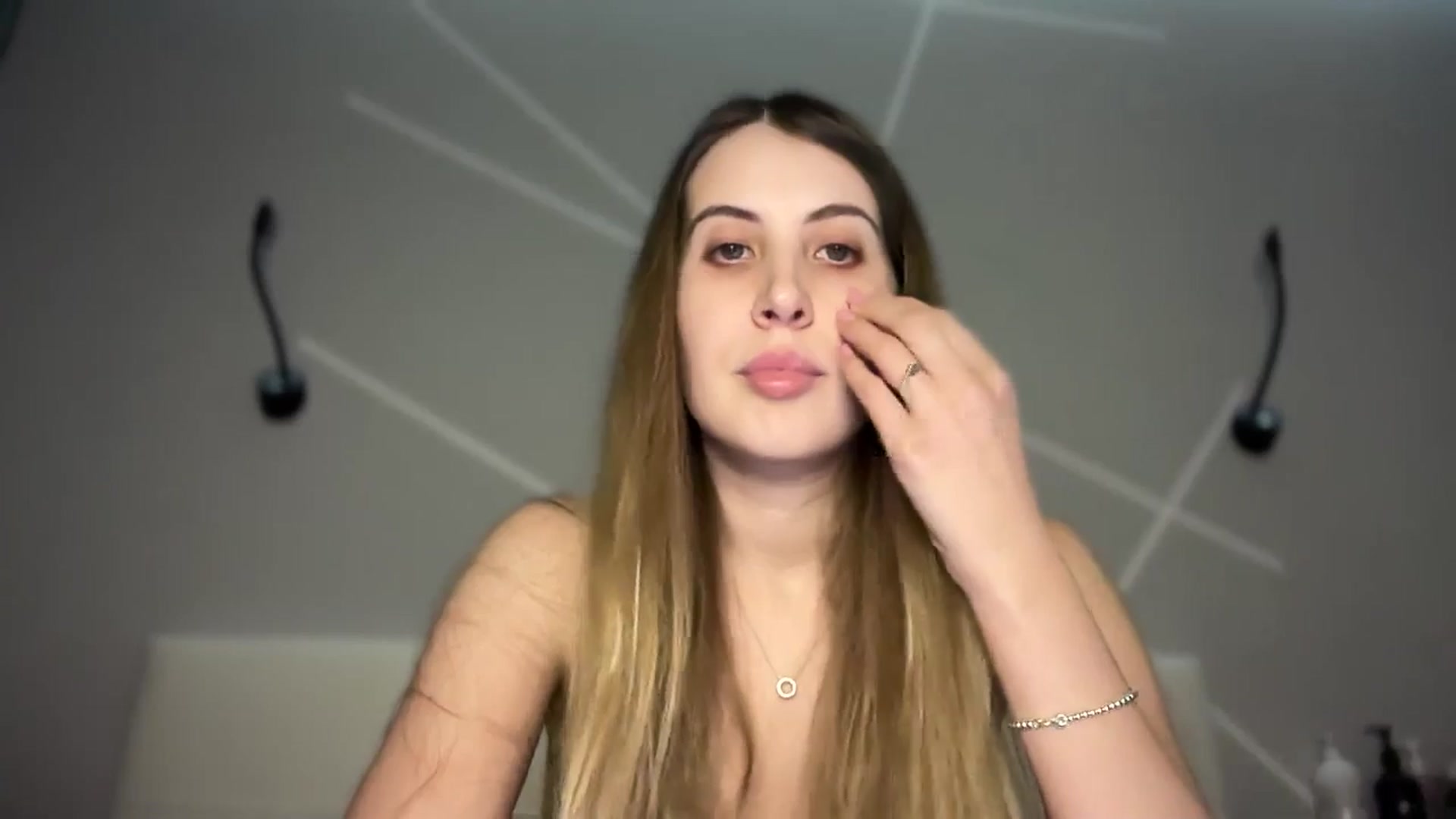 Gallery image thumbnail from MarryCox's myfreecams stream on, 01/17/2025, 15:03 image 20 of 20