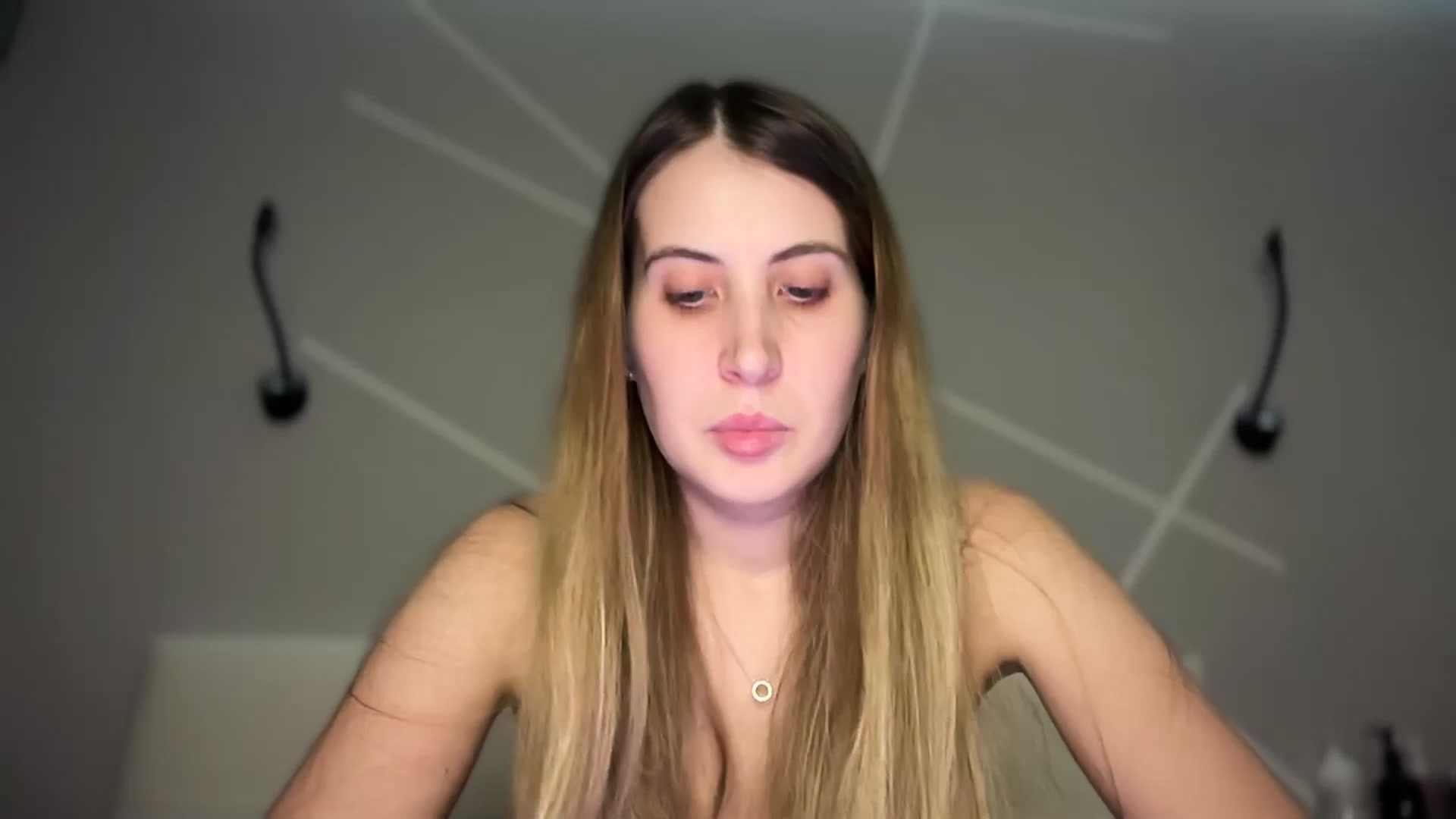 Gallery image thumbnail from MarryCox's myfreecams stream on, 01/17/2025, 15:03 image 17 of 20