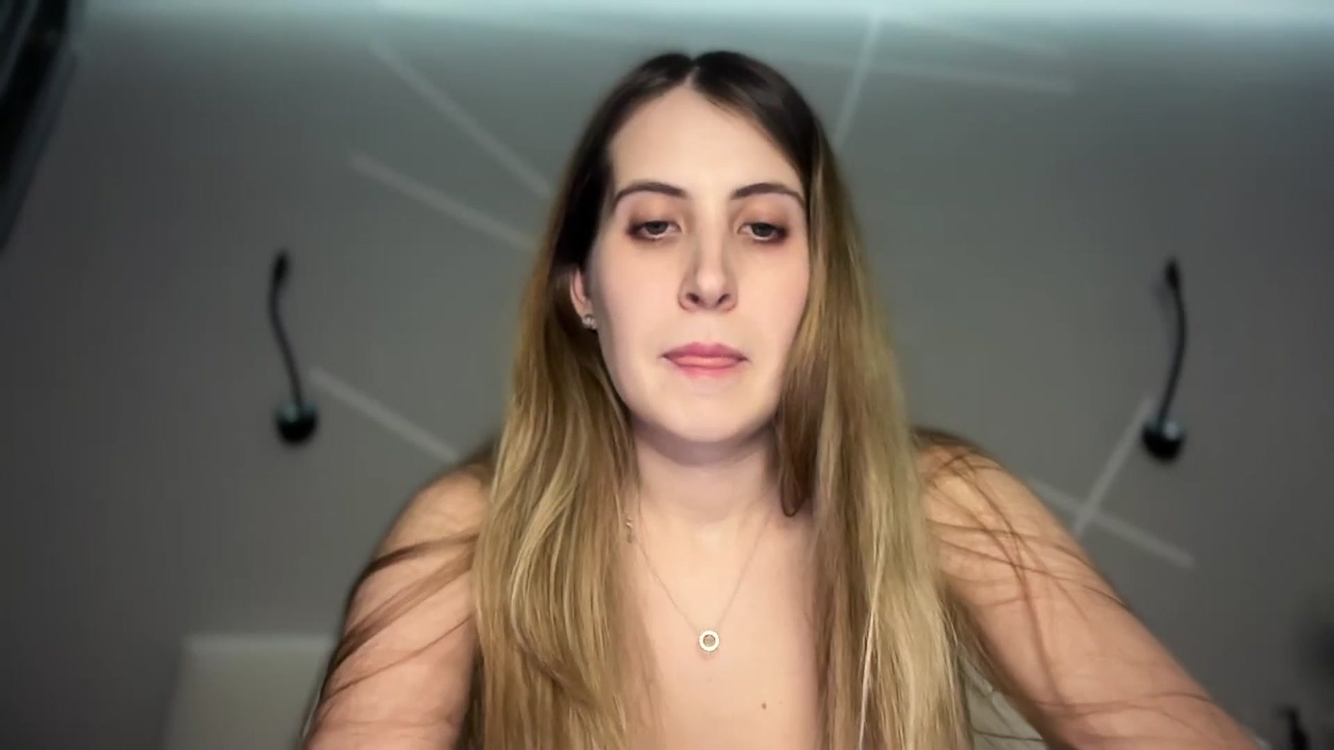 Gallery image thumbnail from MarryCox's myfreecams stream on, 01/22/2025, 15:14 image 7 of 20
