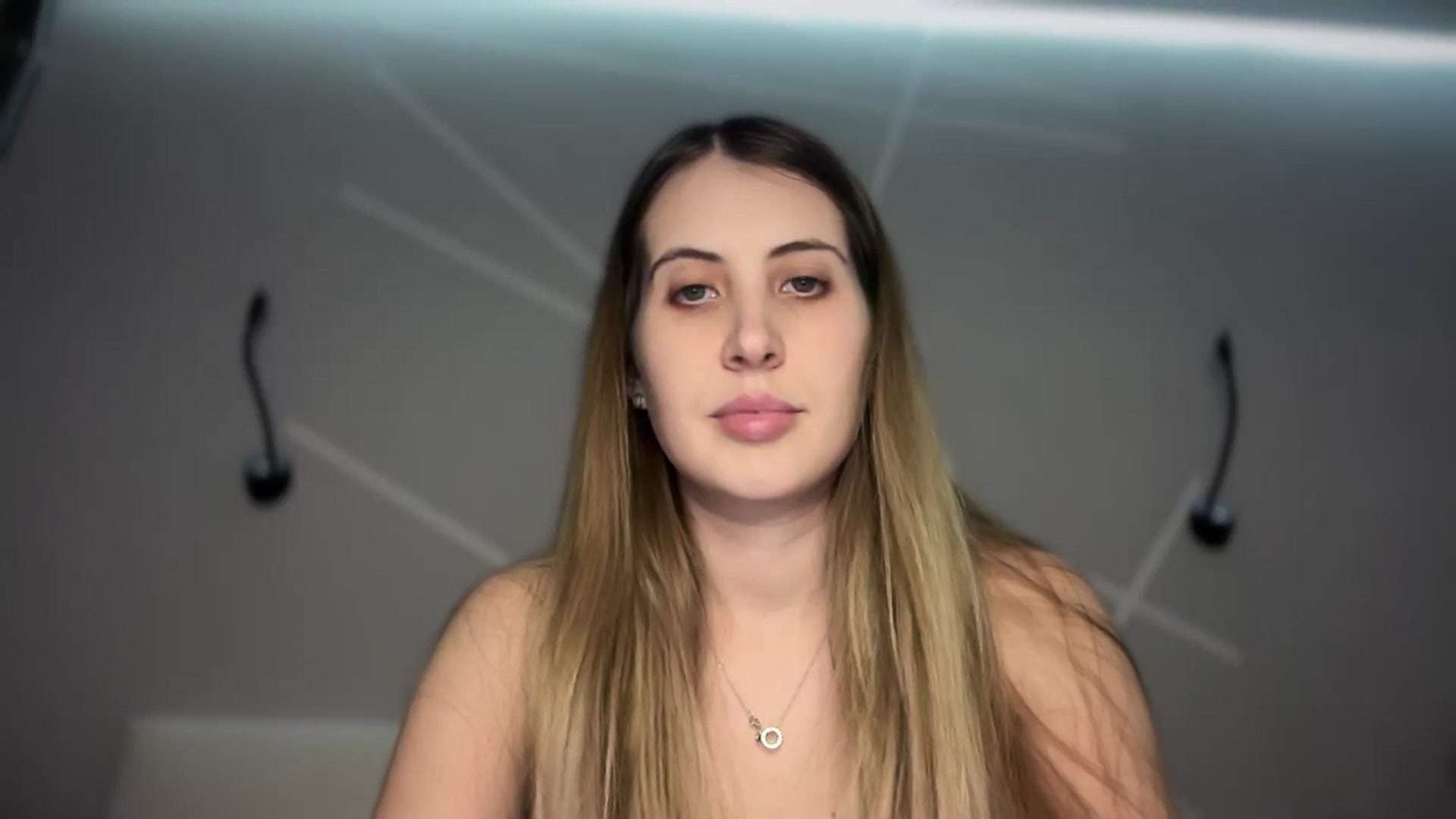 Gallery image thumbnail from MarryCox's myfreecams stream on, 01/24/2025, 14:23 image 6 of 20