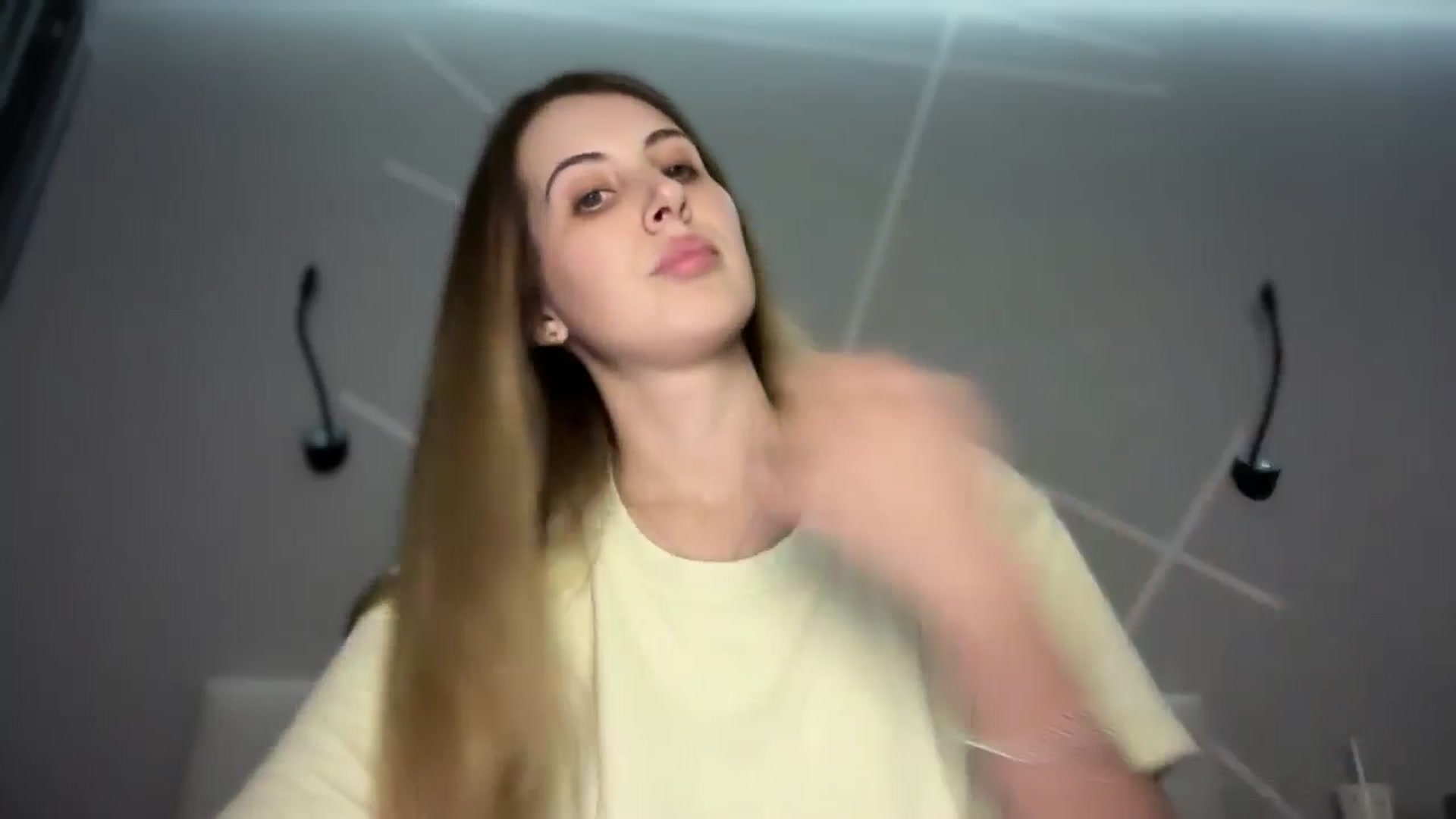 Gallery image thumbnail from MarryCox's myfreecams stream on, 01/29/2025, 15:49 image 9 of 20