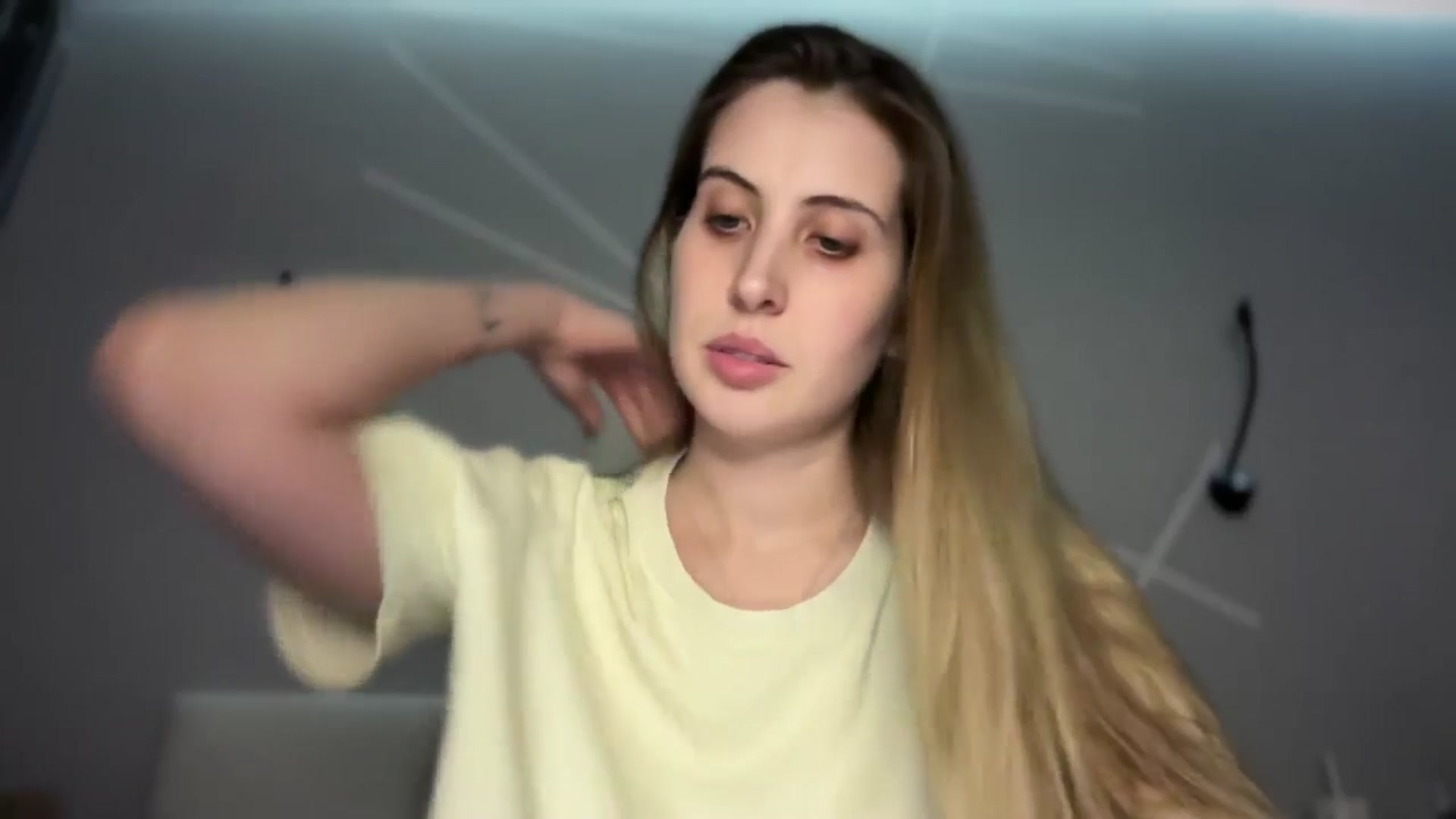 Gallery image thumbnail from MarryCox's myfreecams stream on, 01/29/2025, 15:49 image 5 of 20