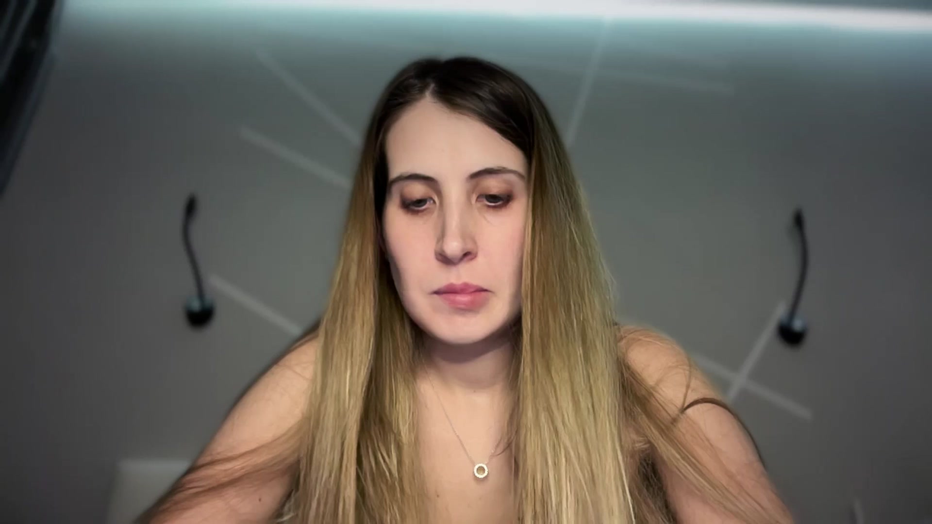 Gallery image thumbnail from MarryCox's myfreecams stream on, 01/29/2025, 15:49 image 18 of 20