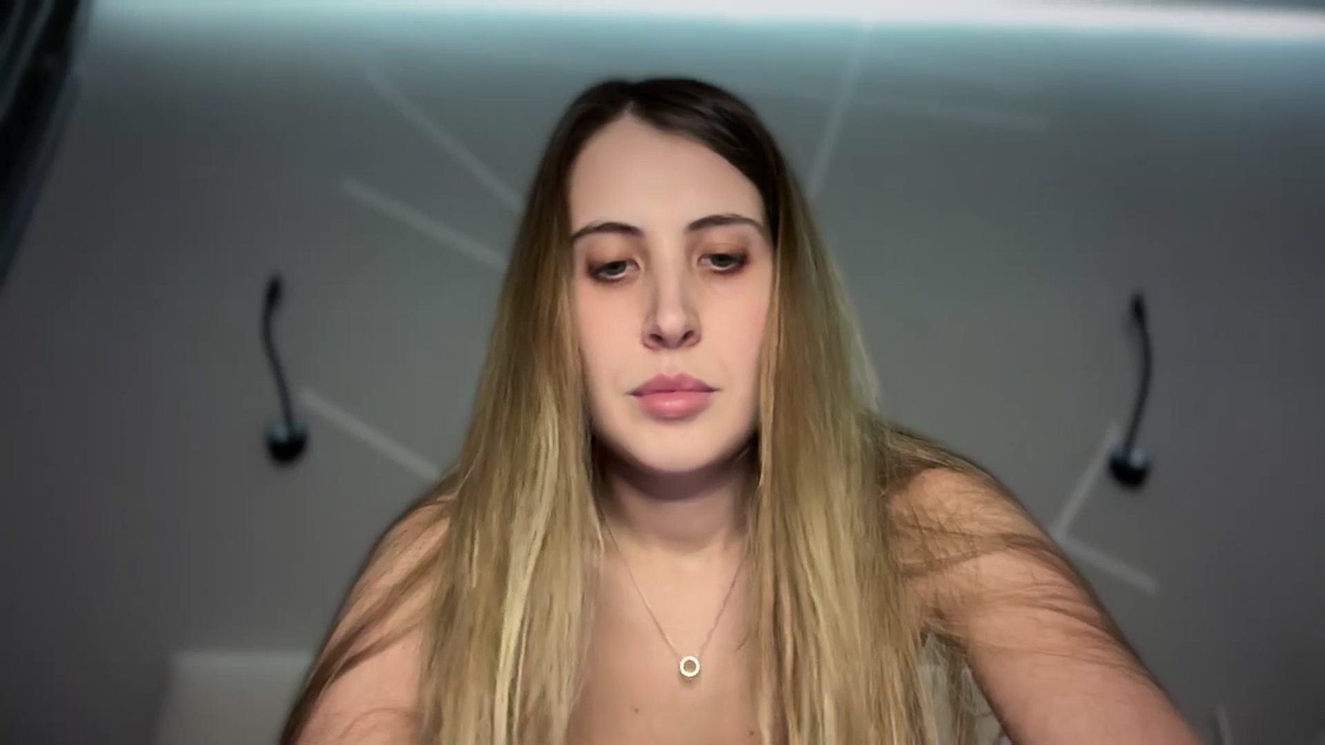 Gallery image thumbnail from MarryCox's myfreecams stream on, 01/29/2025, 15:49 image 14 of 20