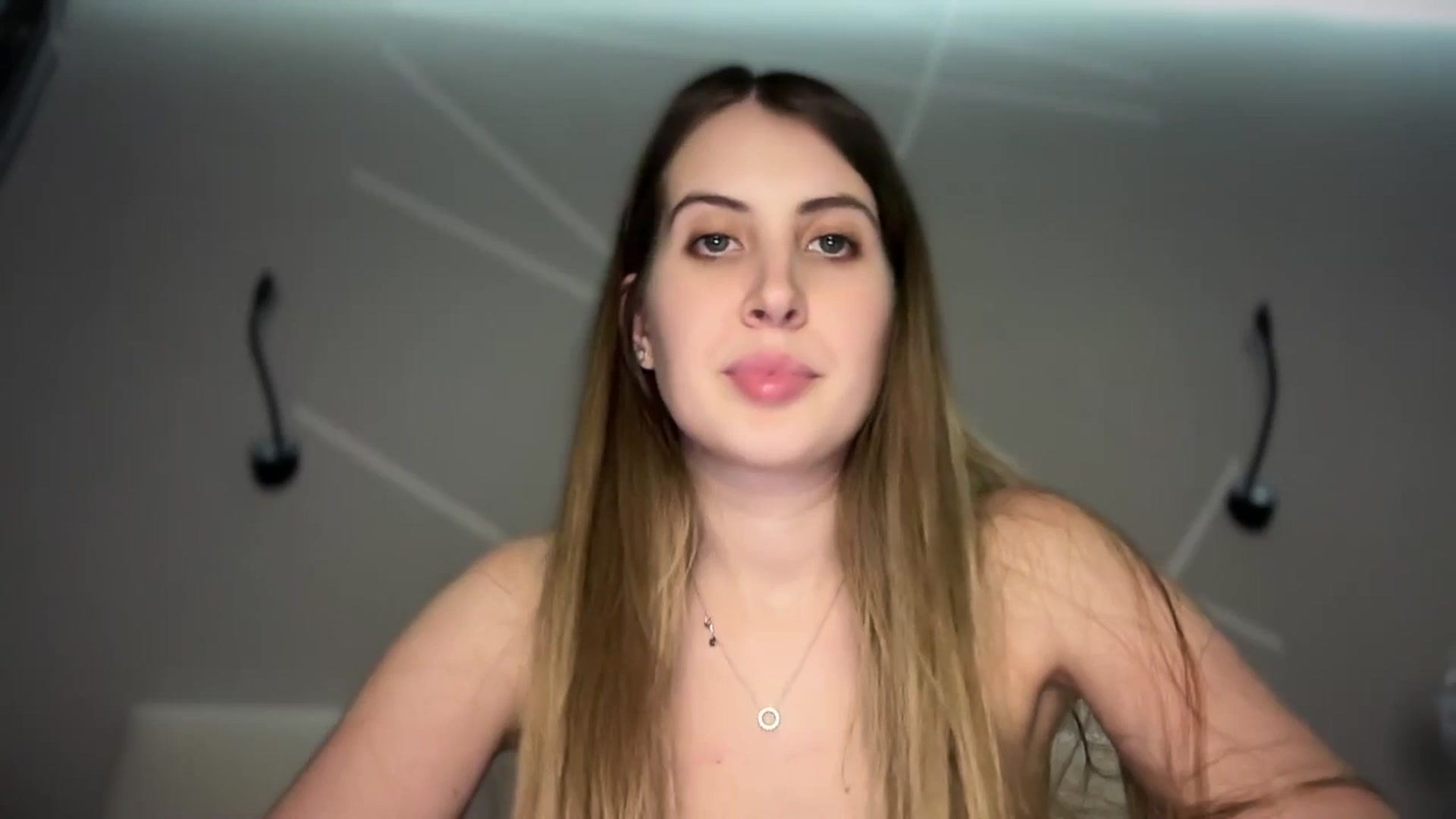 Gallery image thumbnail from MarryCox's myfreecams stream on, 01/30/2025, 14:15 image 14 of 20